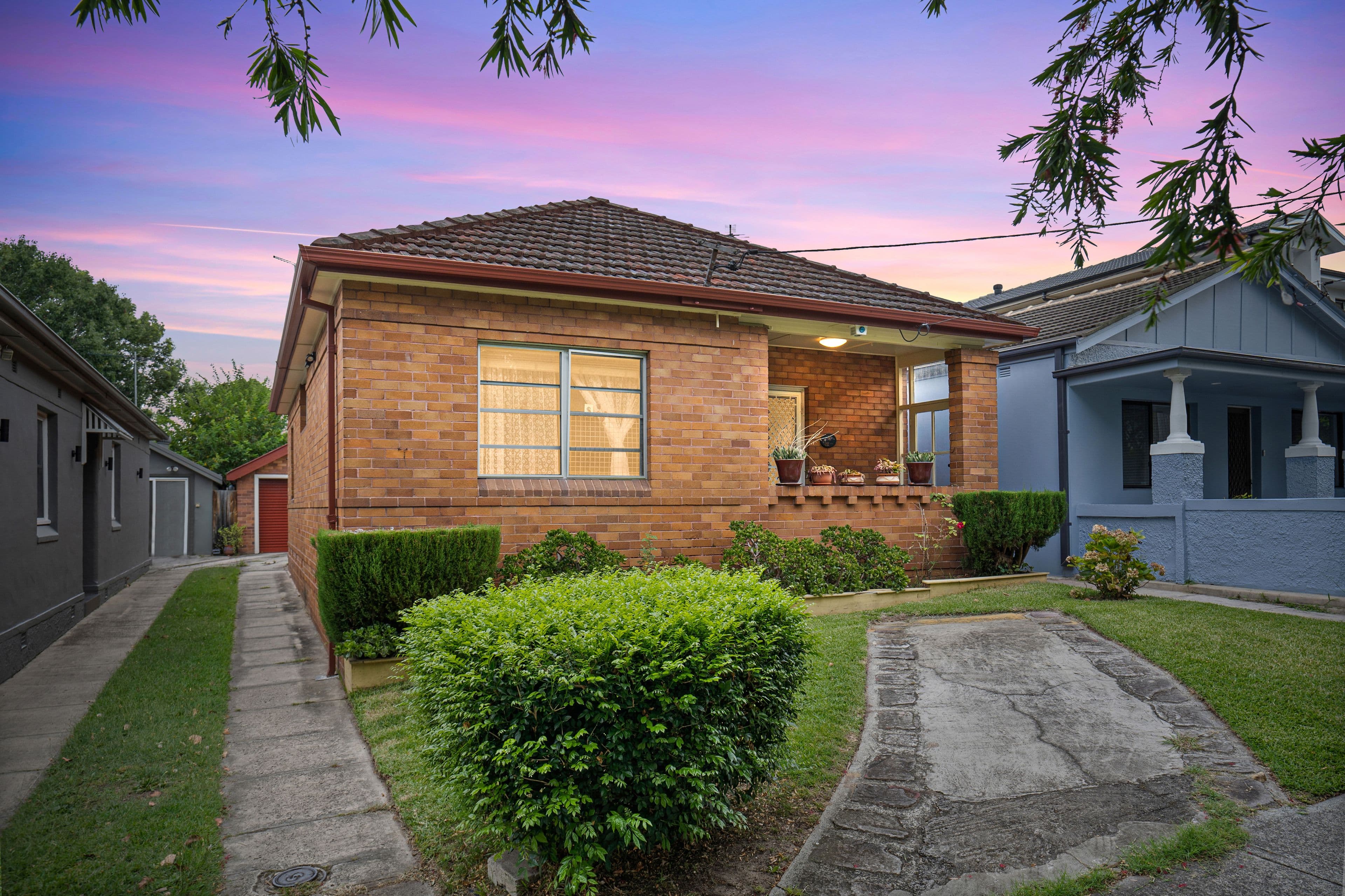 12 Tavistock Road, South Hurstville NSW 2221, South Hurstville - Image 1