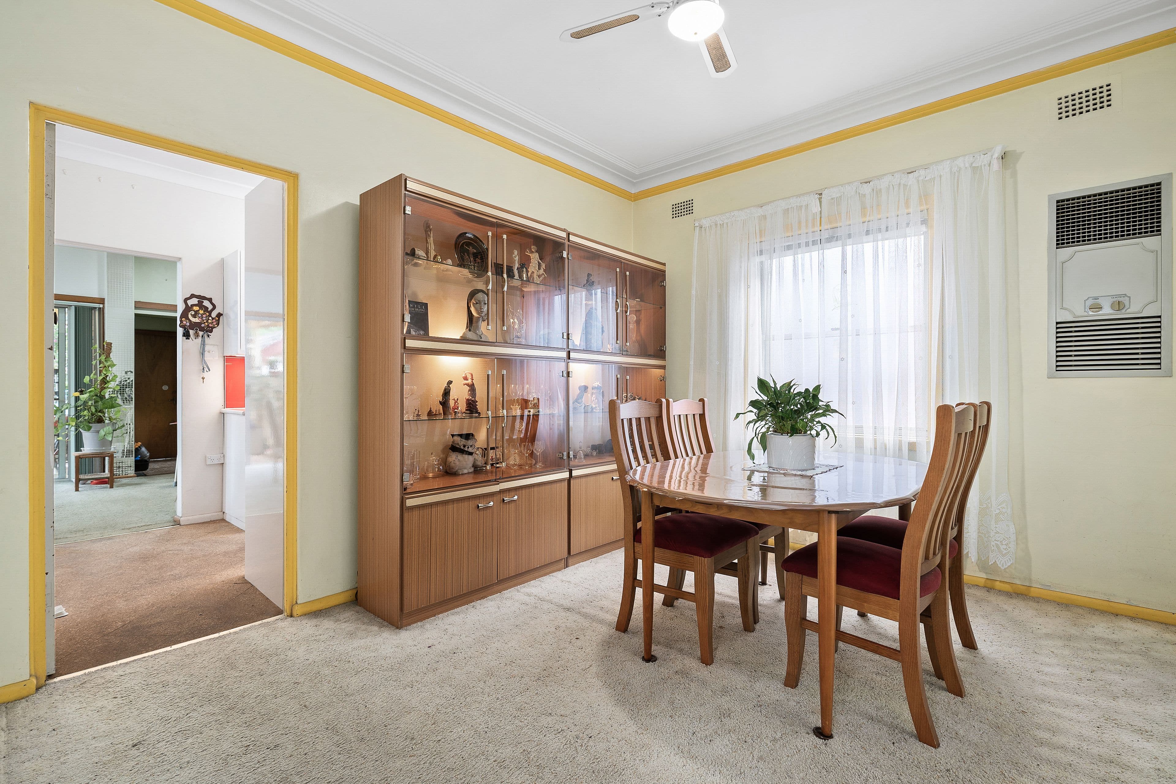 12 Tavistock Road, South Hurstville NSW 2221, South Hurstville - Thumbnail 3