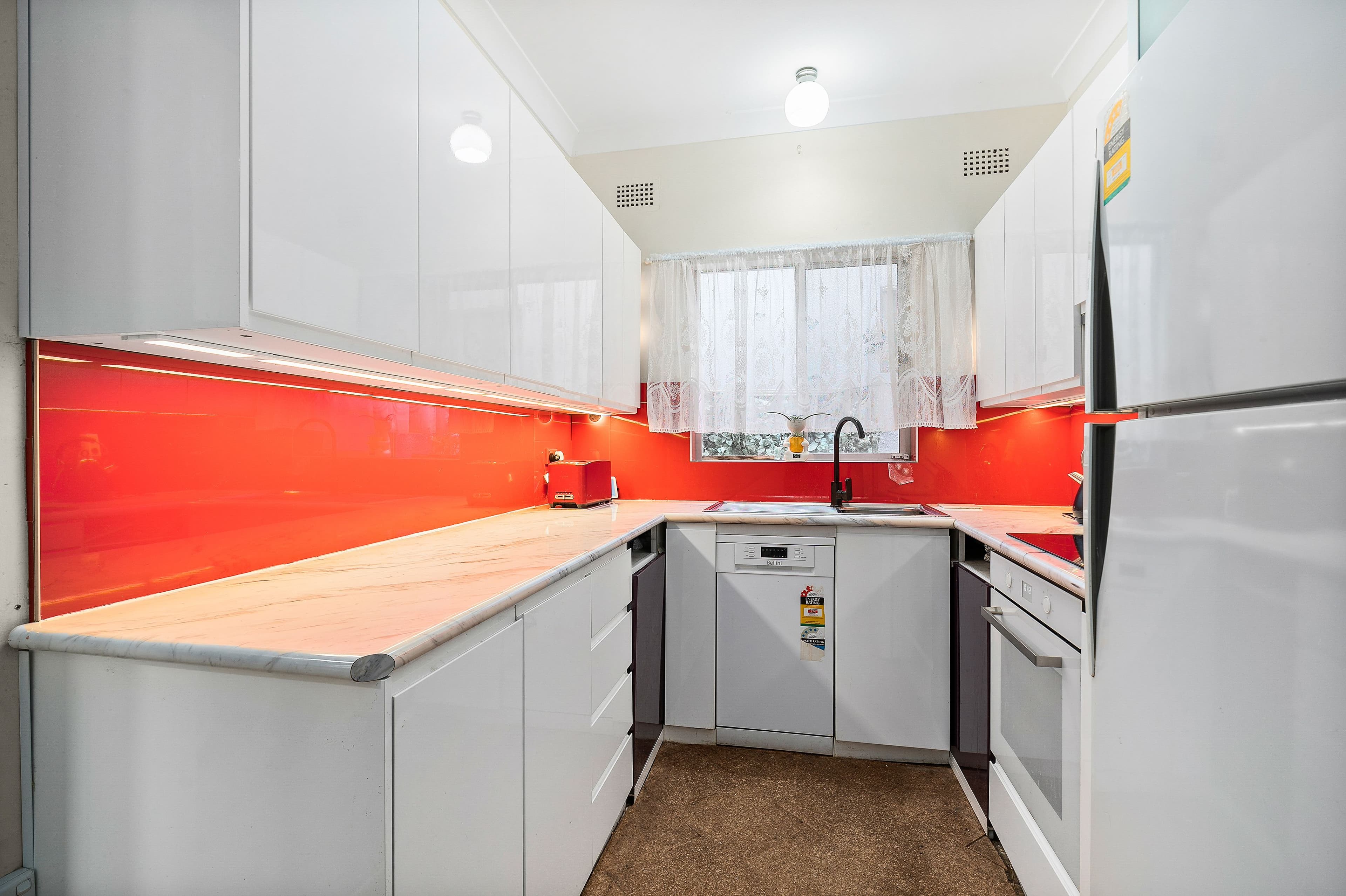 12 Tavistock Road, South Hurstville NSW 2221, South Hurstville - Thumbnail 4