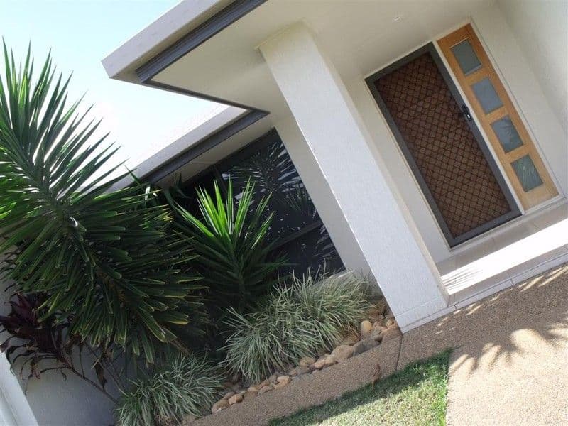 2 Sturt Court, GRACEMERE QLD 4702, Gracemere - Image 1