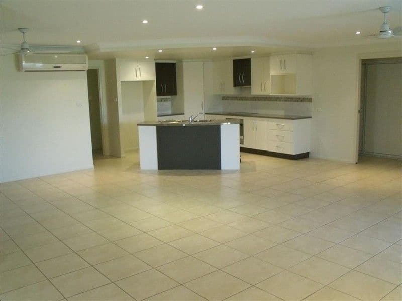 2 Sturt Court, GRACEMERE QLD 4702, Gracemere - Thumbnail 5