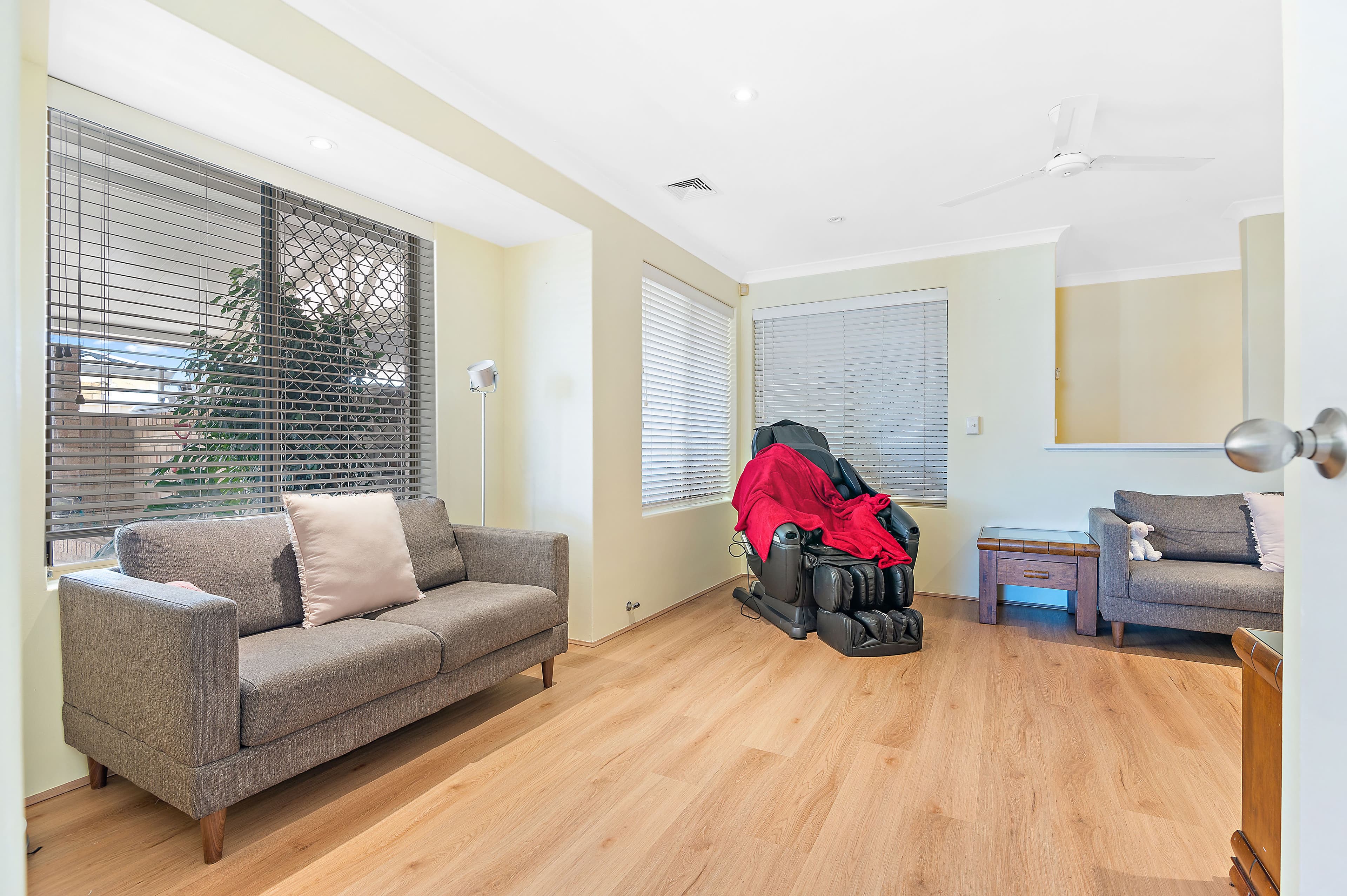 10 Magenta Close, Thornlie WA 6108, Thornlie - Thumbnail 4
