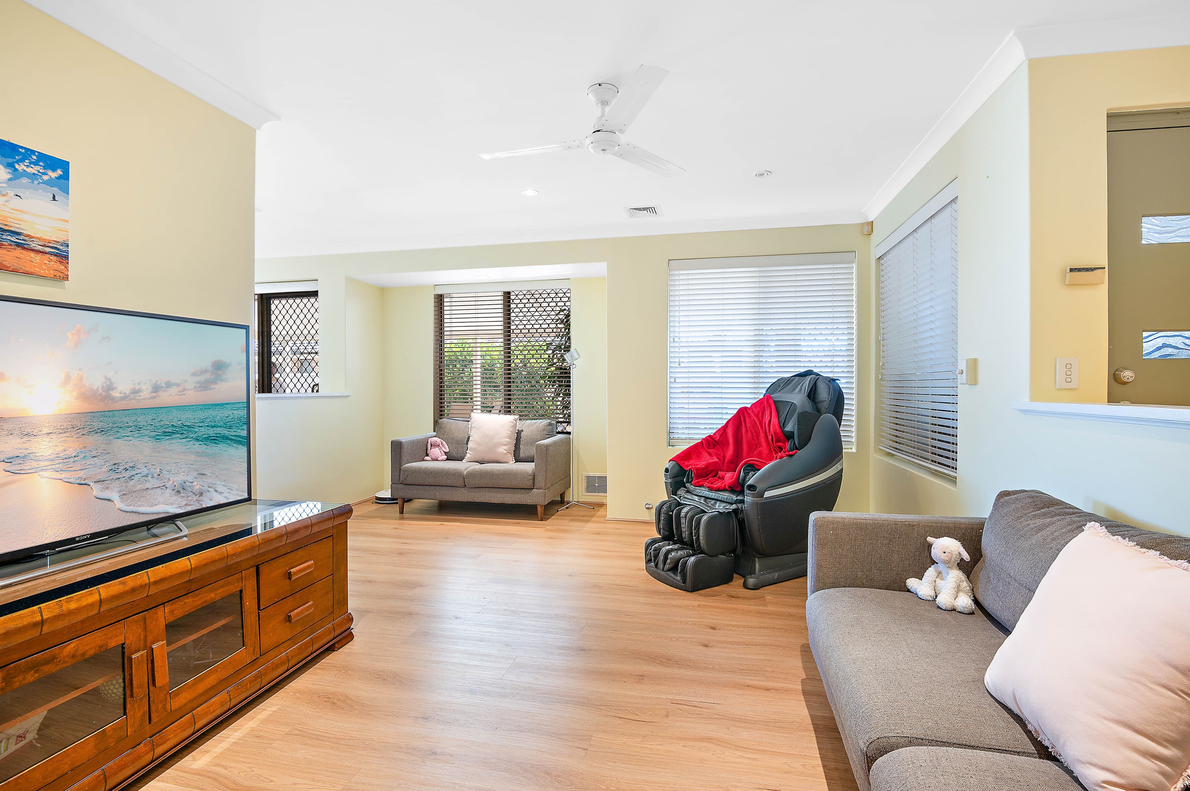 10 Magenta Close, Thornlie WA 6108, Thornlie - Thumbnail 5