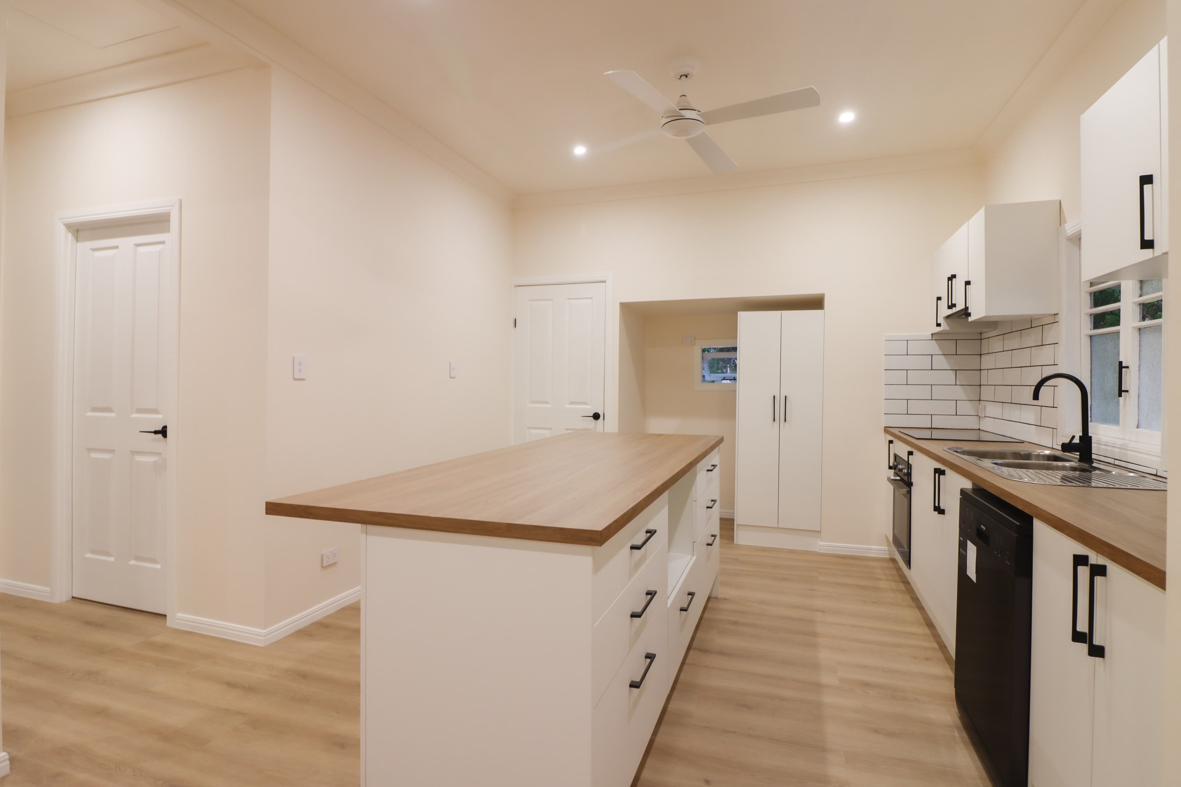 12 Stafford Street, Booval QLD 4304, Booval - Thumbnail 5