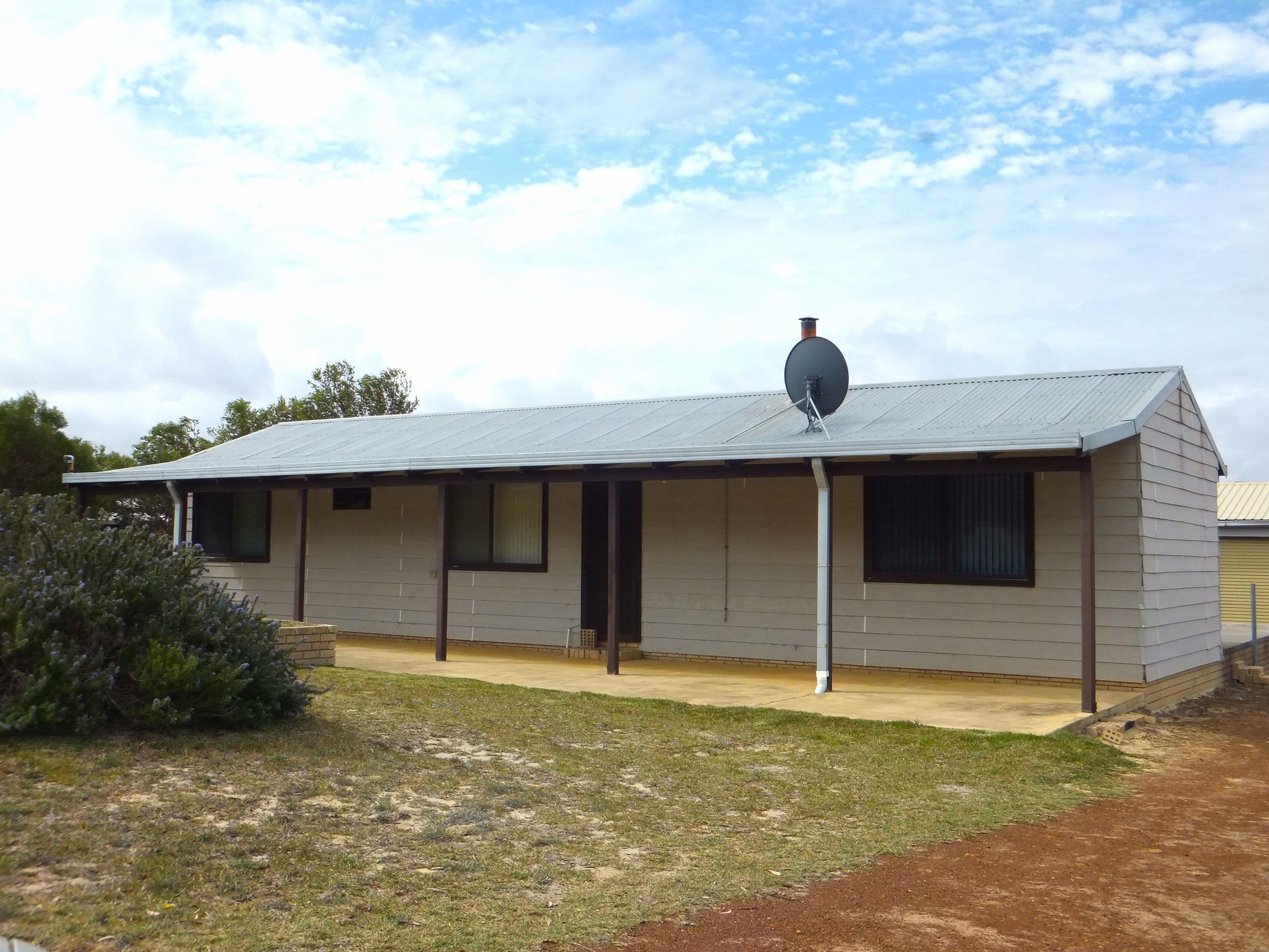 18 Raglan Street, Hopetoun WA 6348, Hopetoun - Image 1