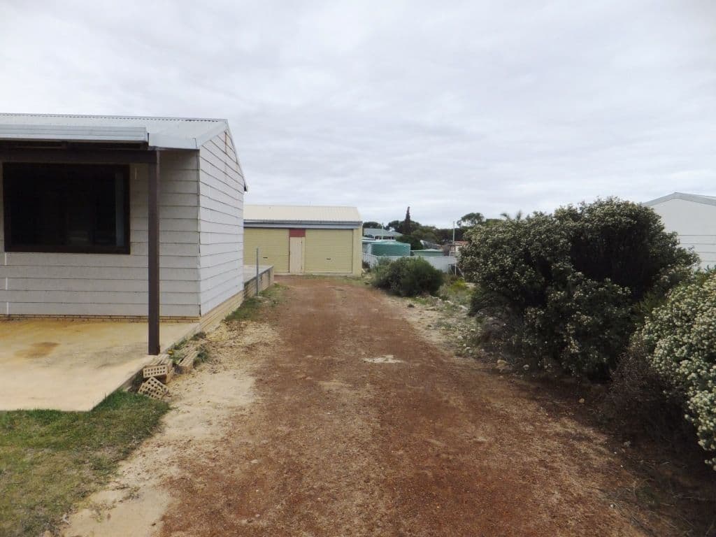 18 Raglan Street, Hopetoun WA 6348, Hopetoun - Thumbnail 2