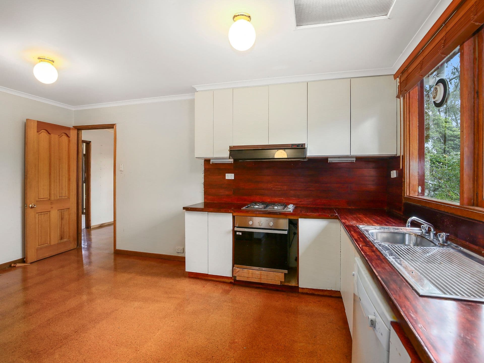 4 Watkins Crescent, Mount Evelyn VIC 3796, Mount Evelyn - Thumbnail 4