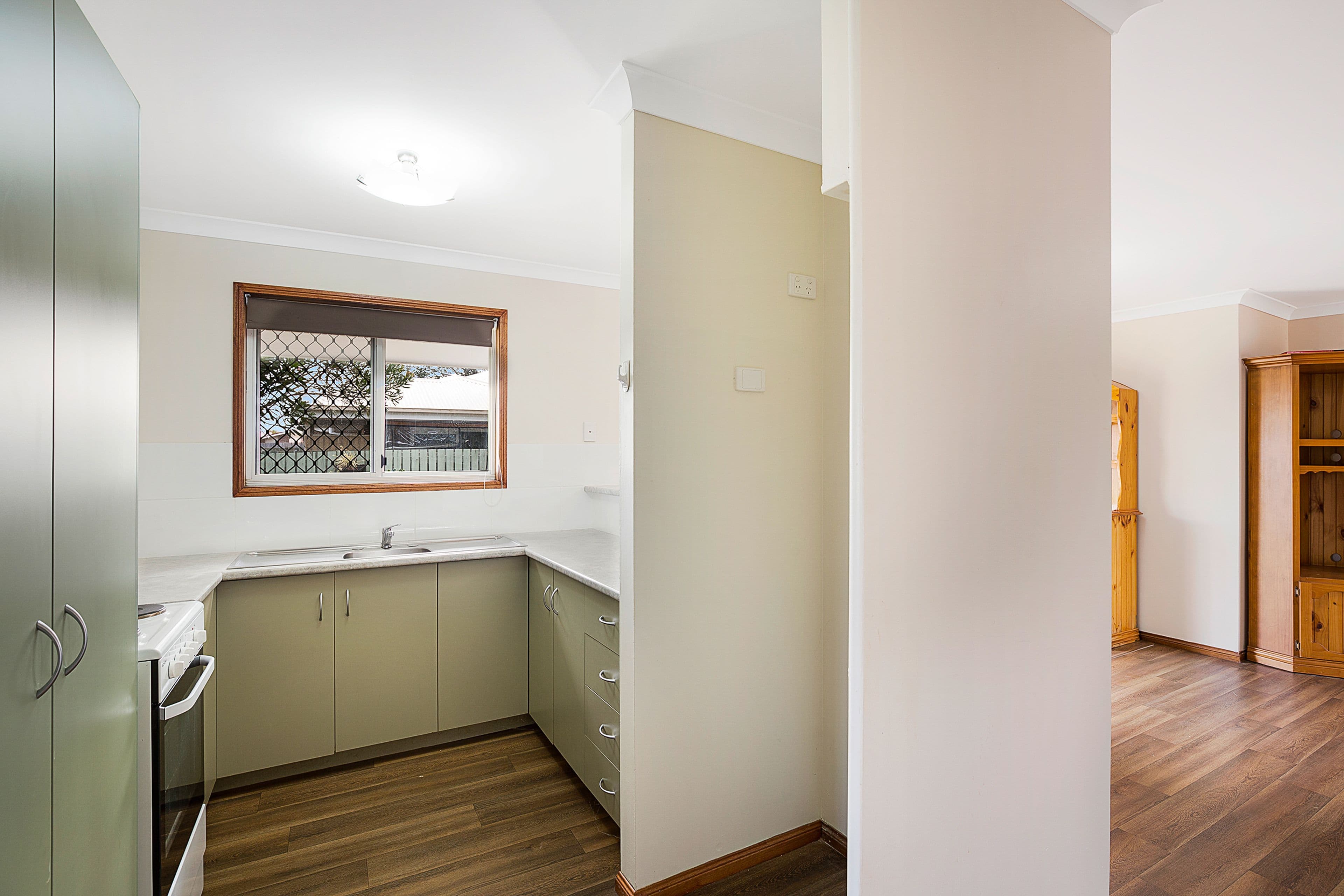 383 Greenwattle Street, Wilsonton QLD 4350, Wilsonton - Thumbnail 3