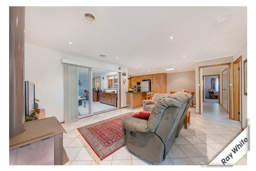 4 Belfield Crescent, FLOREY ACT 2615, Florey - Thumbnail 8