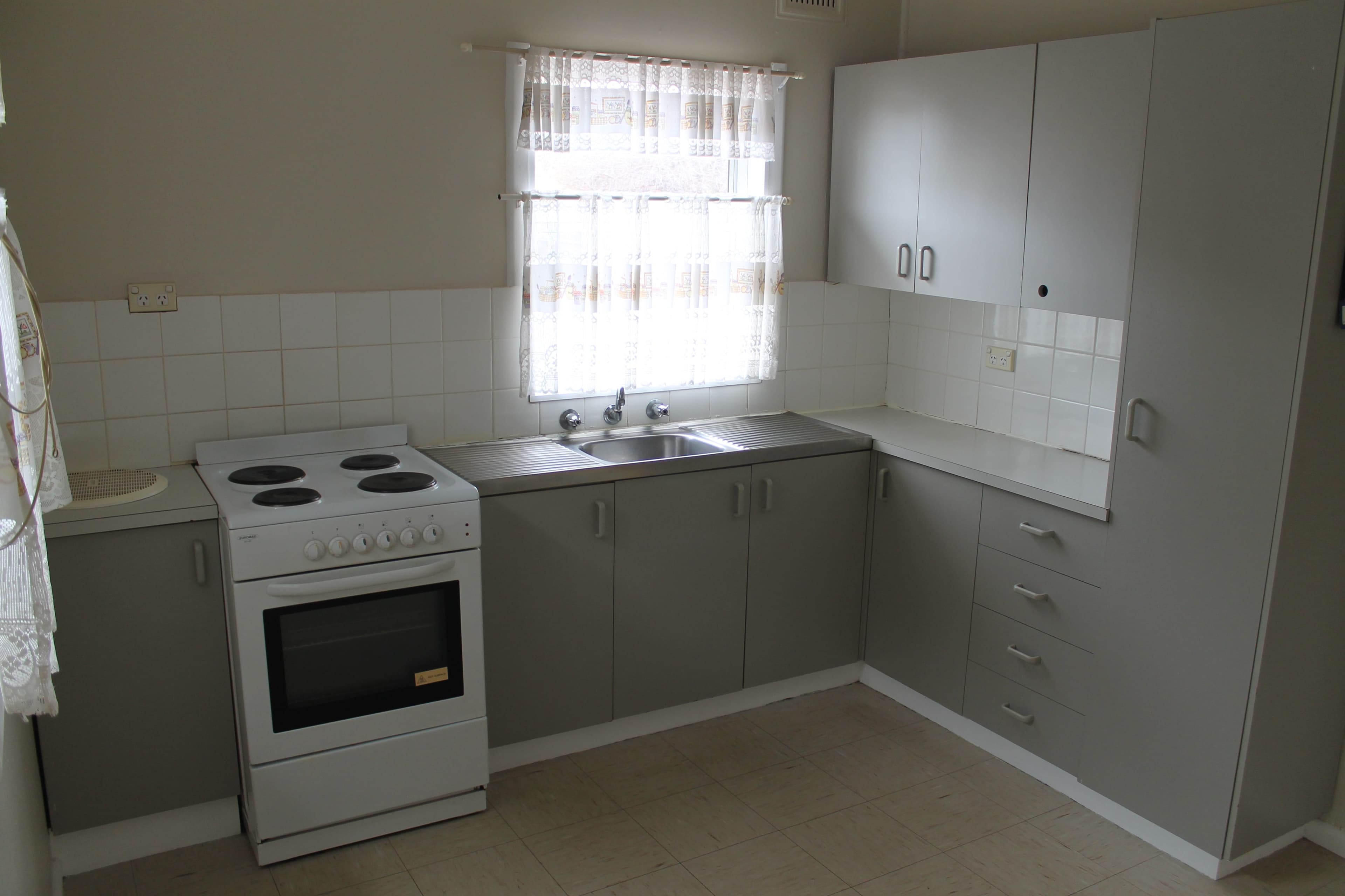 9 Alldis Street, Condobolin - Thumbnail 3