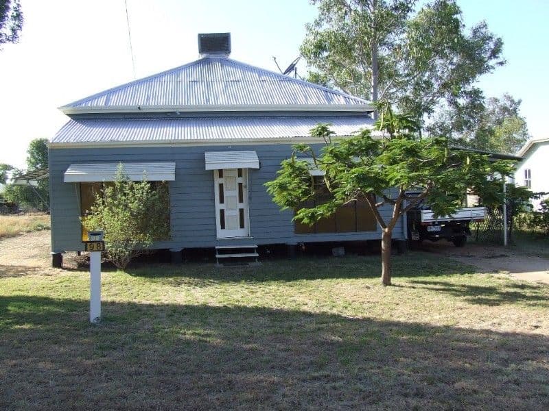 98 Cassowary Street, LONGREACH QLD 4730, Longreach - Thumbnail 7
