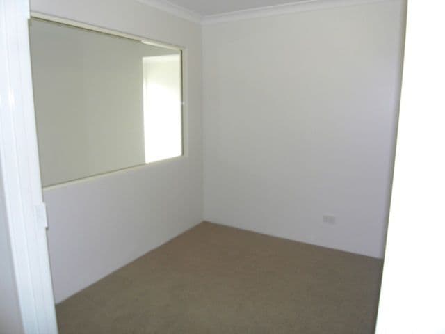 15 Jefferson Way, PIARA WATERS WA 6112, Piara Waters - Thumbnail 6
