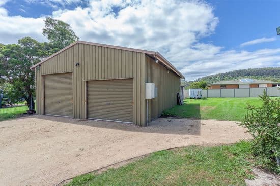 4 Elizabeth Street, Withcott QLD 4352, Withcott - Thumbnail 4