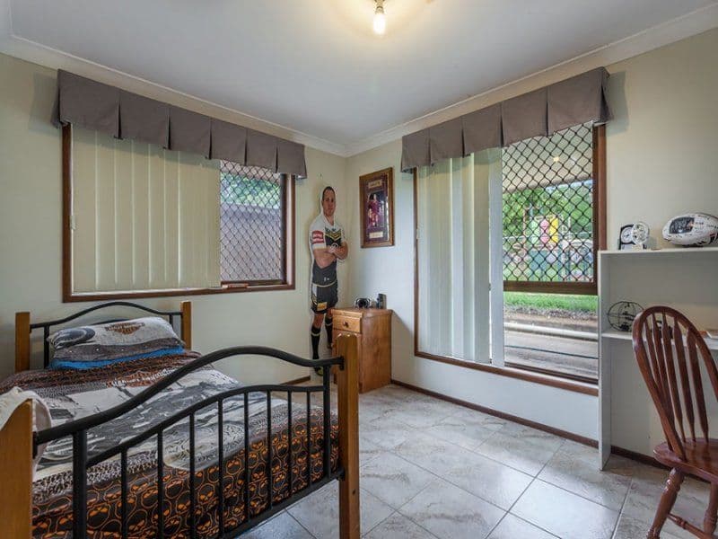 4 Elizabeth Street, Withcott QLD 4352, Withcott - Thumbnail 8