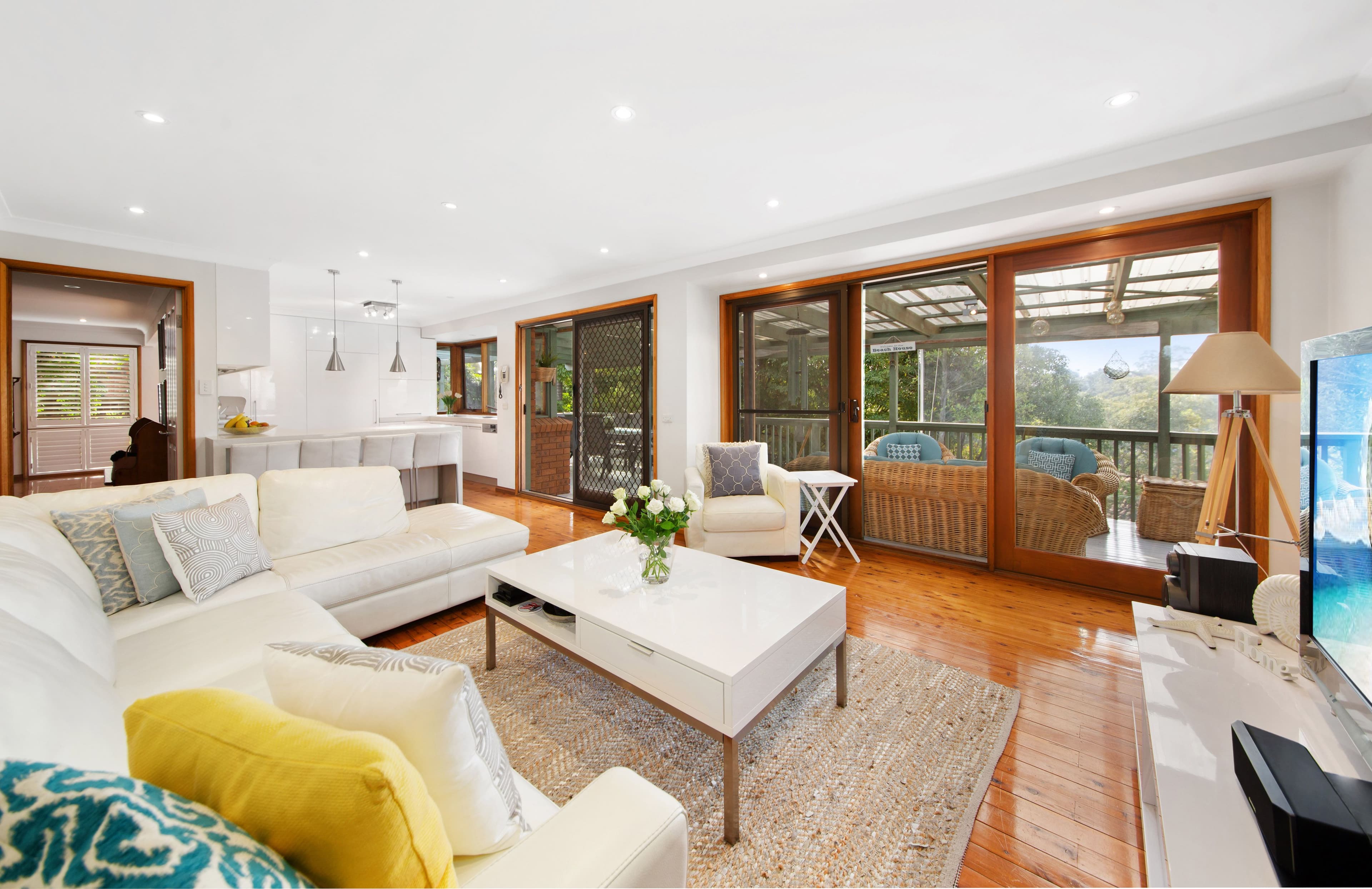 71 Blaxland Drive, Illawong - Thumbnail 2