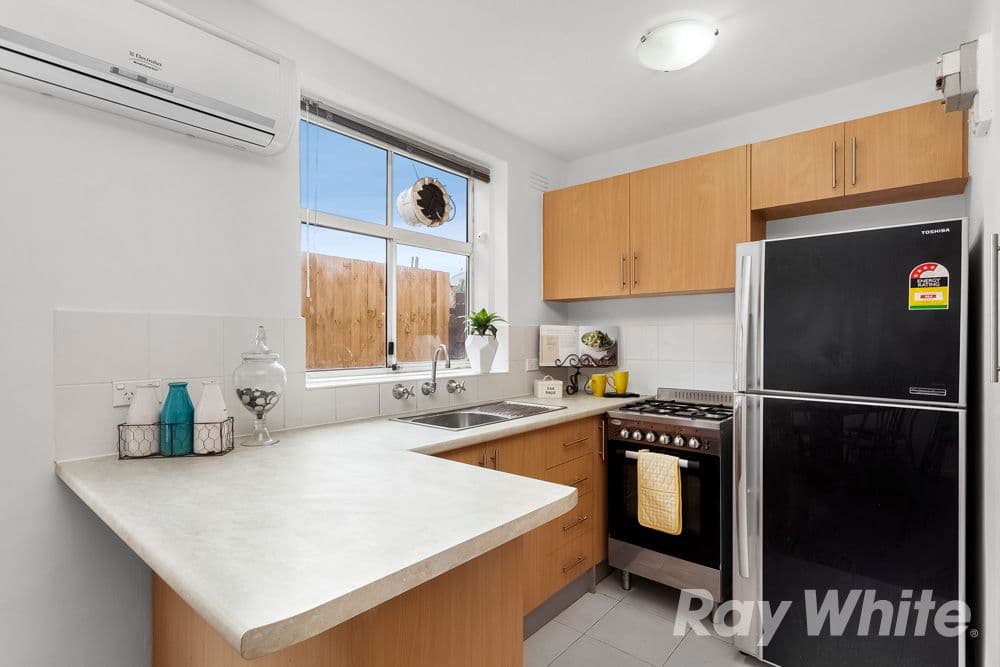 11 Aberdeen Street, Brunswick VIC 3056, Brunswick - Thumbnail 5