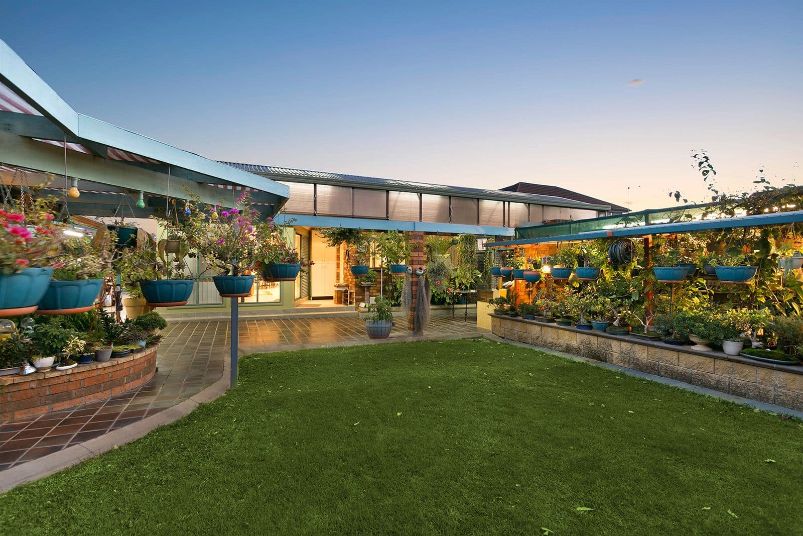 7 Crescent Road, Caringbah South - Thumbnail 2