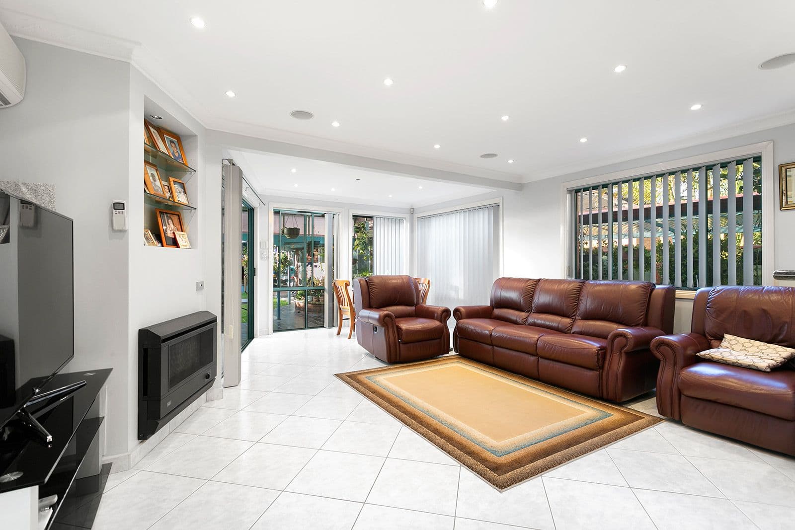 7 Crescent Road, Caringbah South - Thumbnail 4