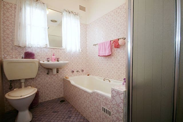 1 Norman Street, CONDELL PARK NSW 2200, Condell Park - Thumbnail 4