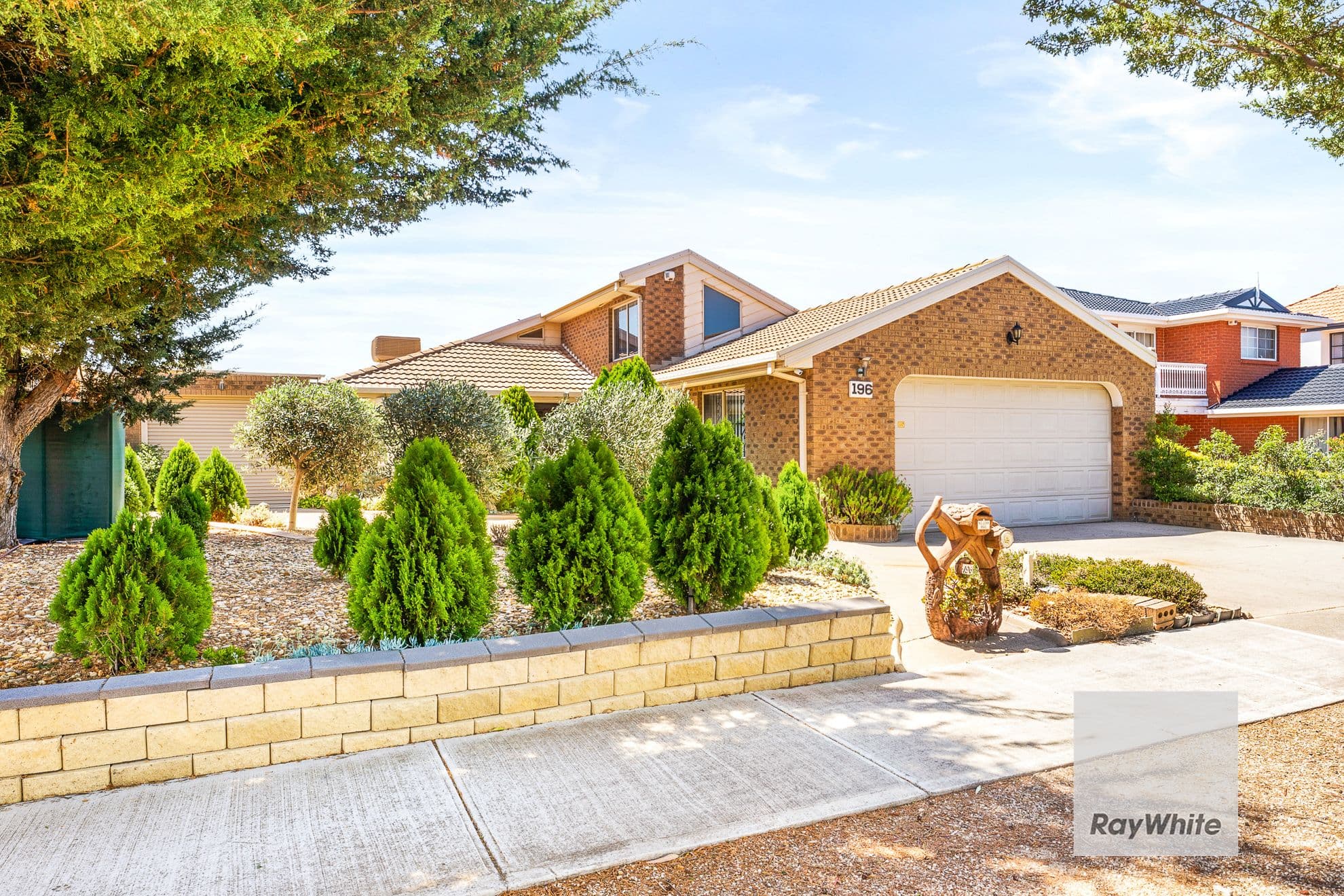 196 Lady Nelson Way, Taylors Lakes VIC 3038, Taylors Lakes - Thumbnail 2