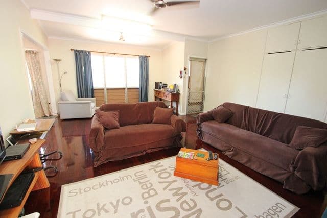 113 Giles Street, KATHERINE NT 0850, Katherine - Thumbnail 2