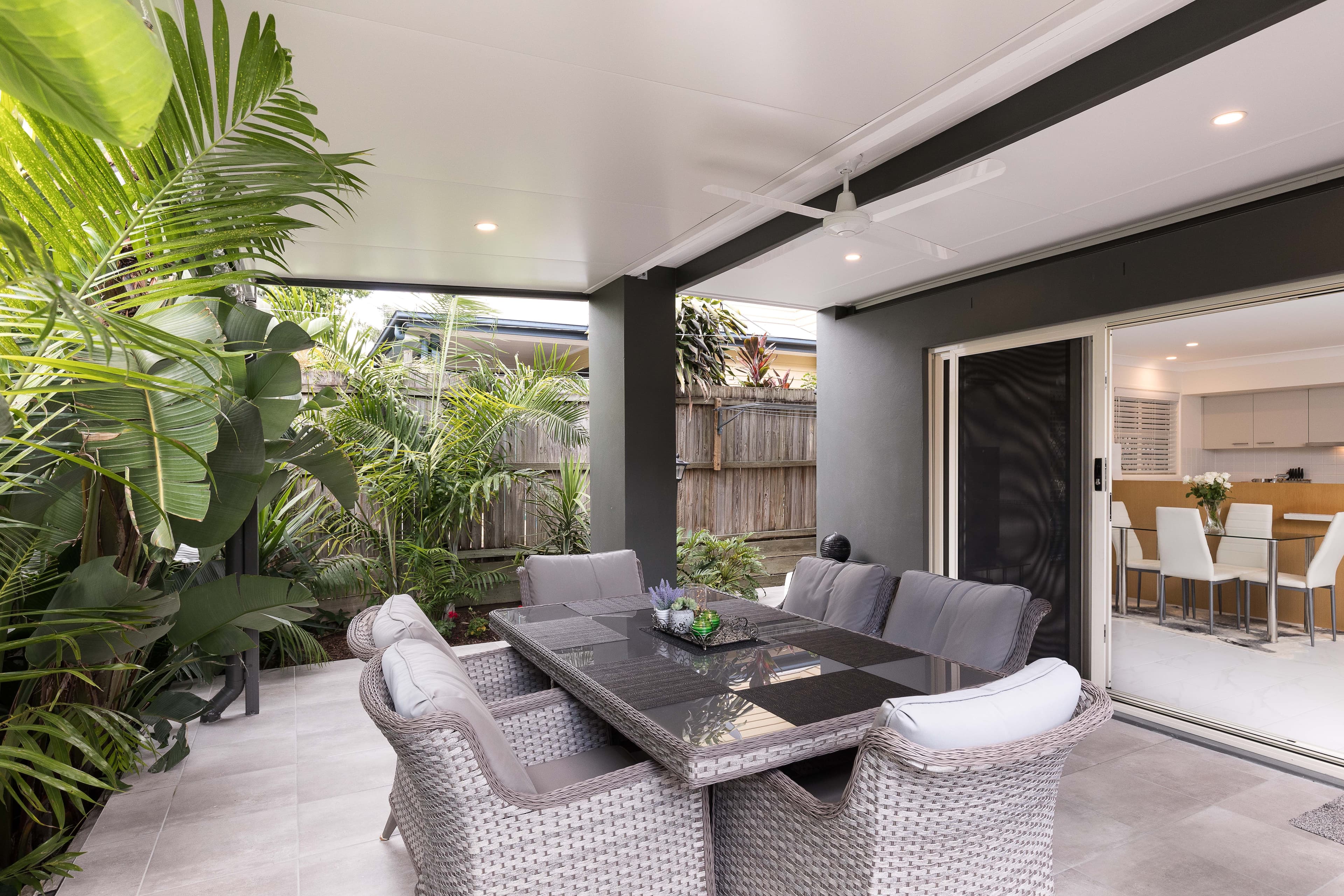 31 Grosvenor Street, Yeerongpilly QLD 4105, Yeerongpilly - Image 1