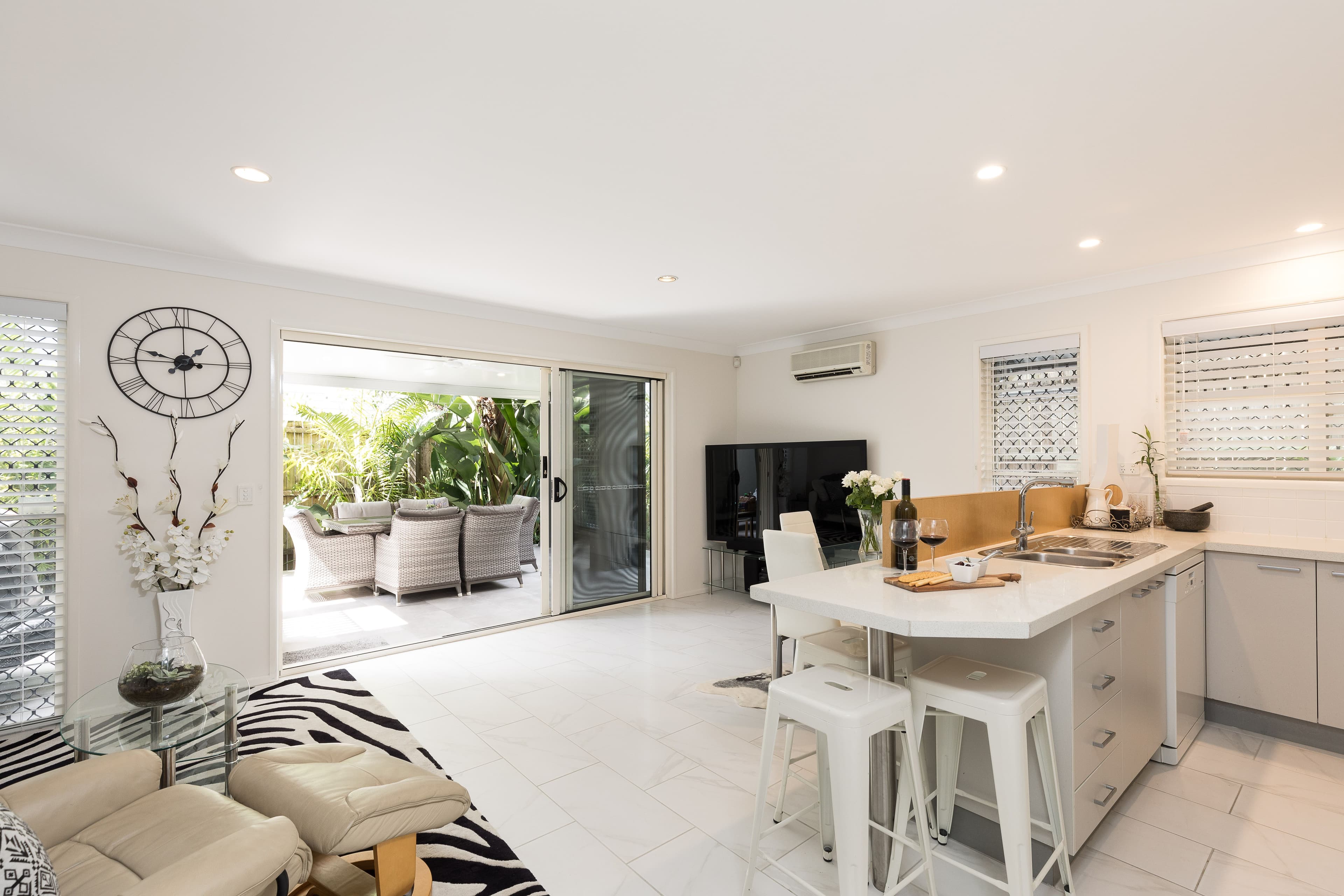 31 Grosvenor Street, Yeerongpilly QLD 4105, Yeerongpilly - Thumbnail 2