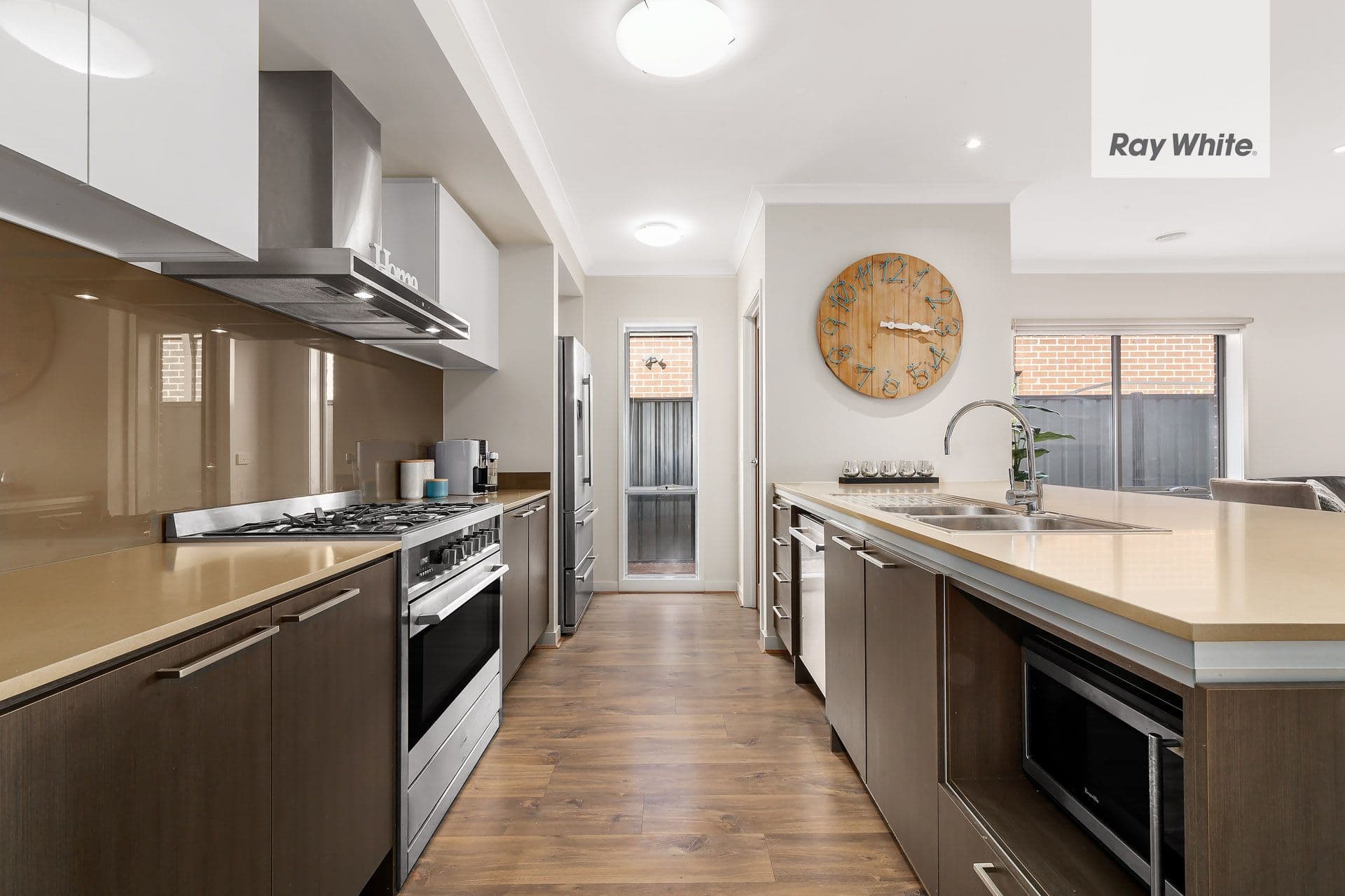 35 Lockhart Street, Mernda VIC 3754, Mernda - Thumbnail 2