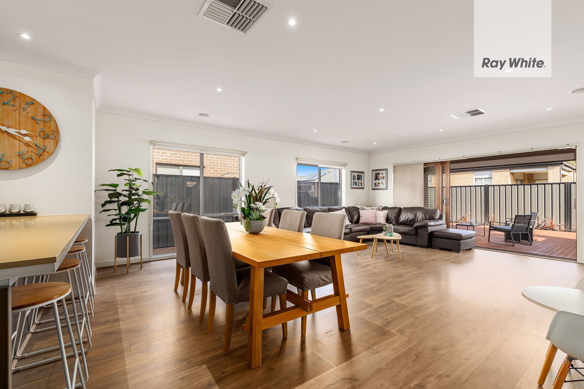 35 Lockhart Street, Mernda VIC 3754, Mernda - Thumbnail 3