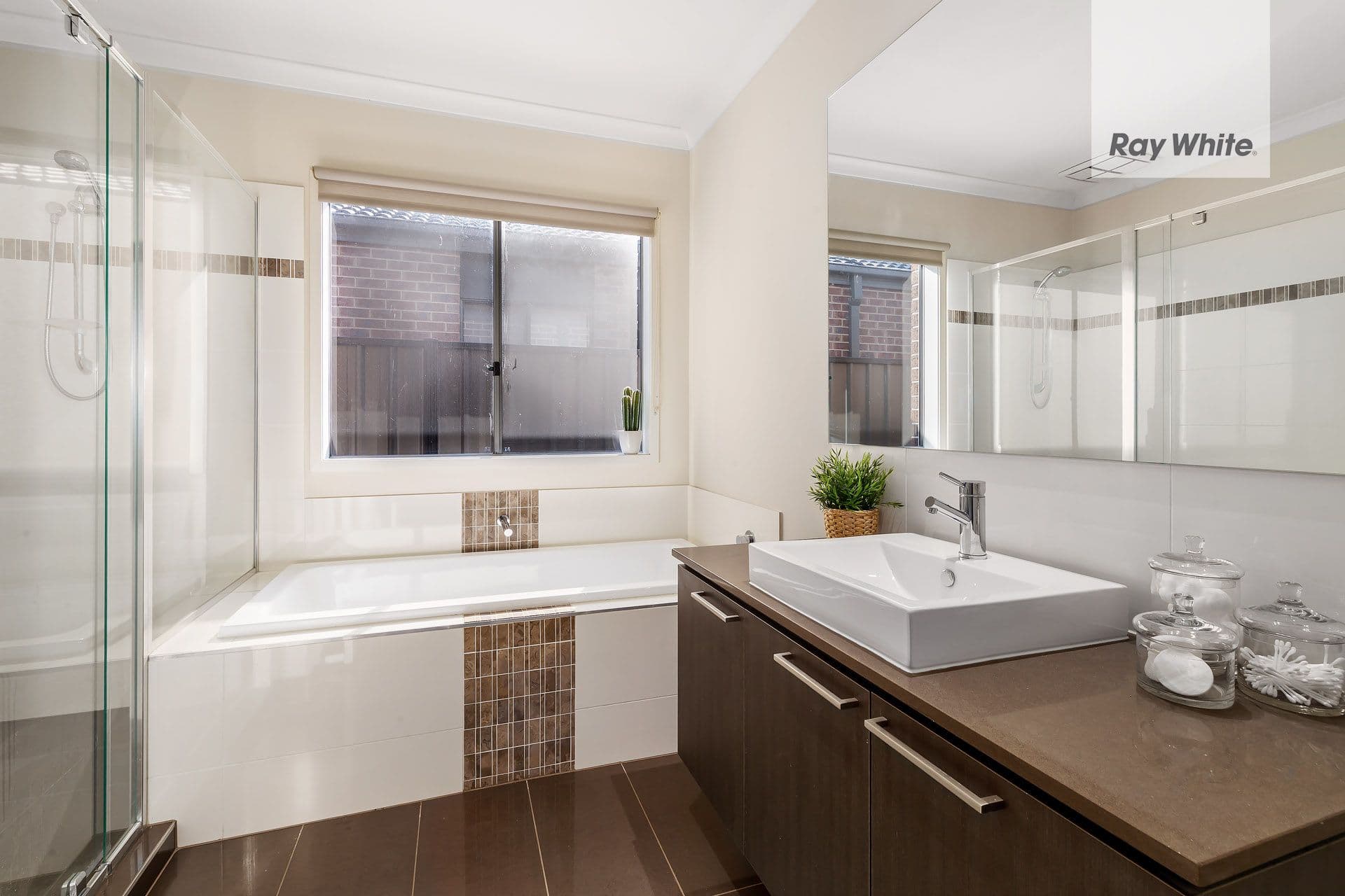 35 Lockhart Street, Mernda VIC 3754, Mernda - Thumbnail 5
