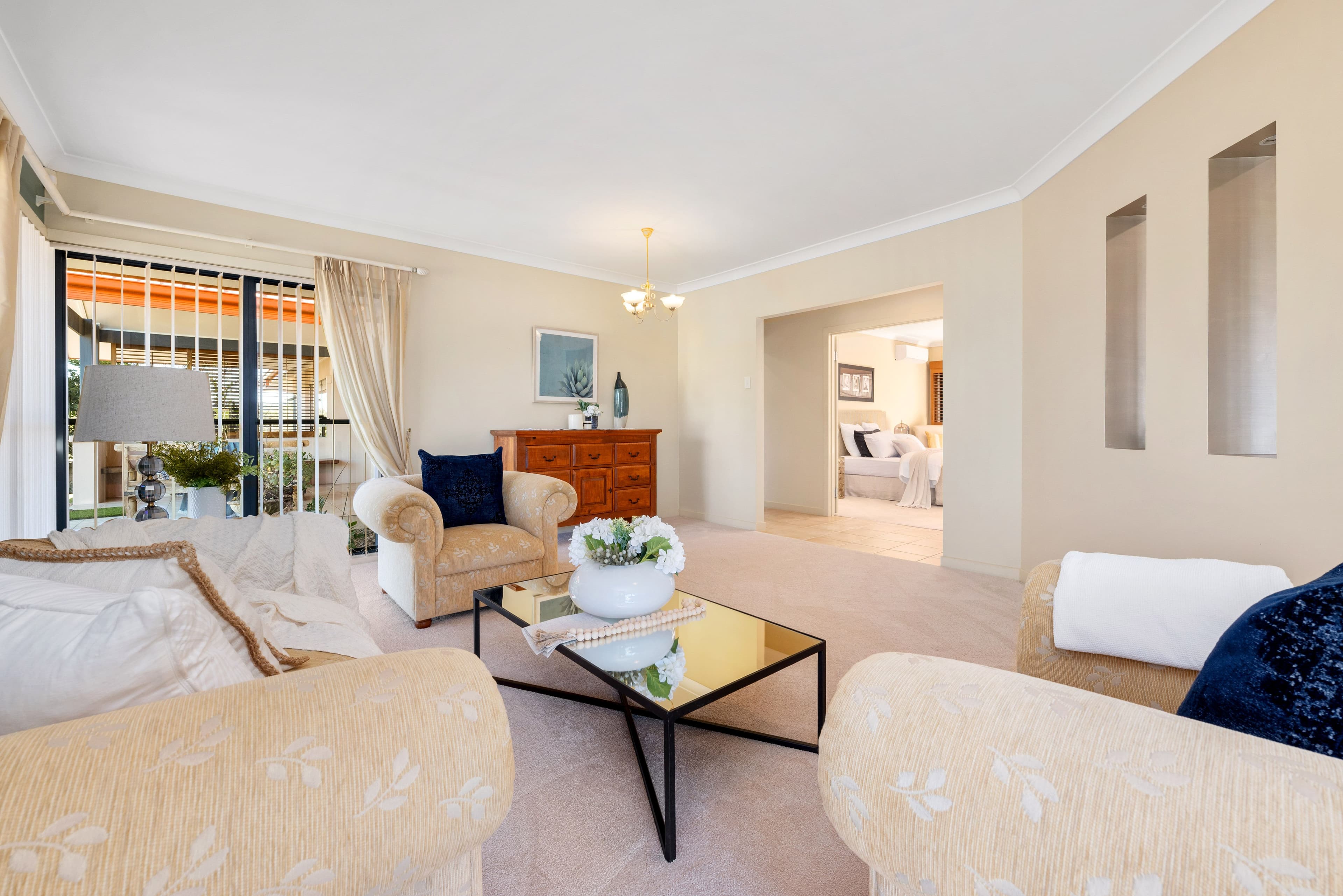 2 Woodland Street, Carindale QLD 4152, Carindale - Thumbnail 2