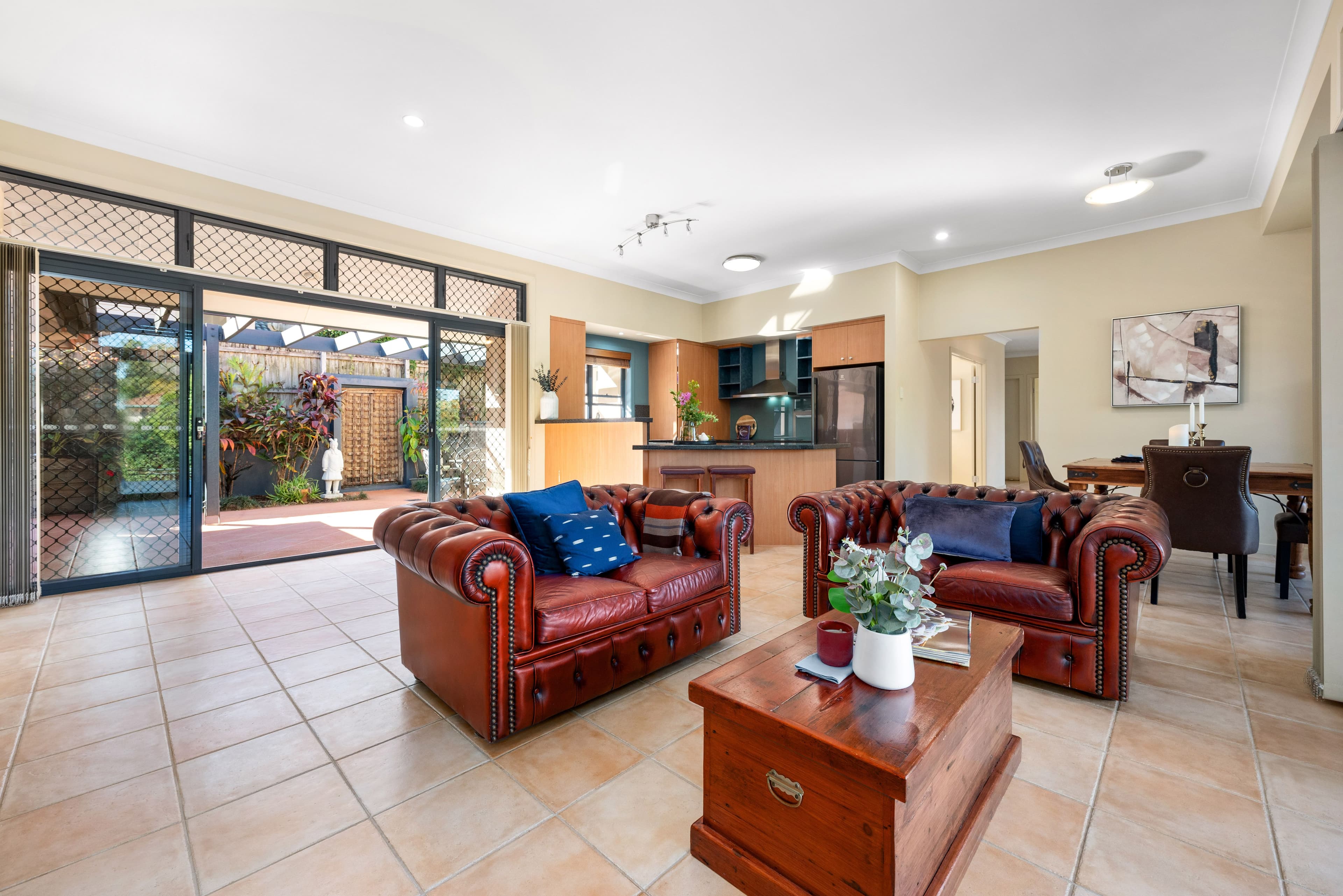 2 Woodland Street, Carindale QLD 4152, Carindale - Thumbnail 4