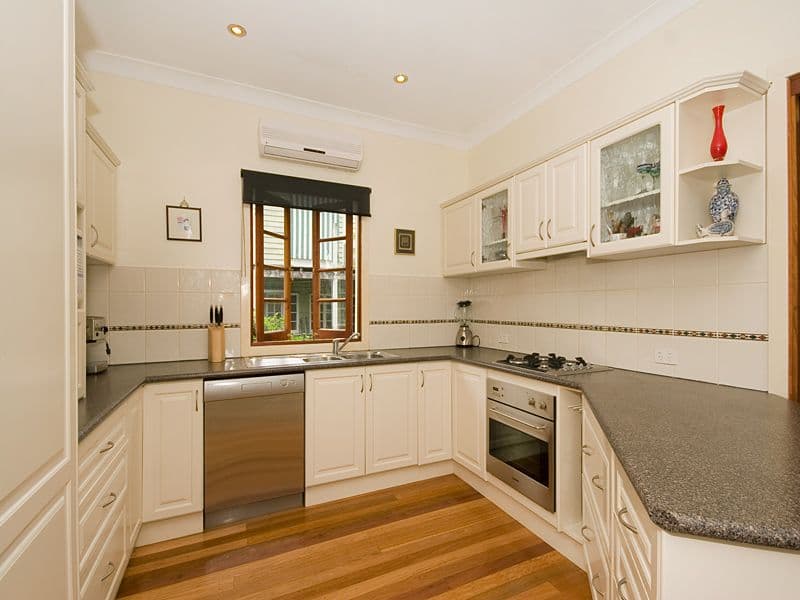 44 Weinholt Street, SHERWOOD QLD 4075, Sherwood - Thumbnail 5