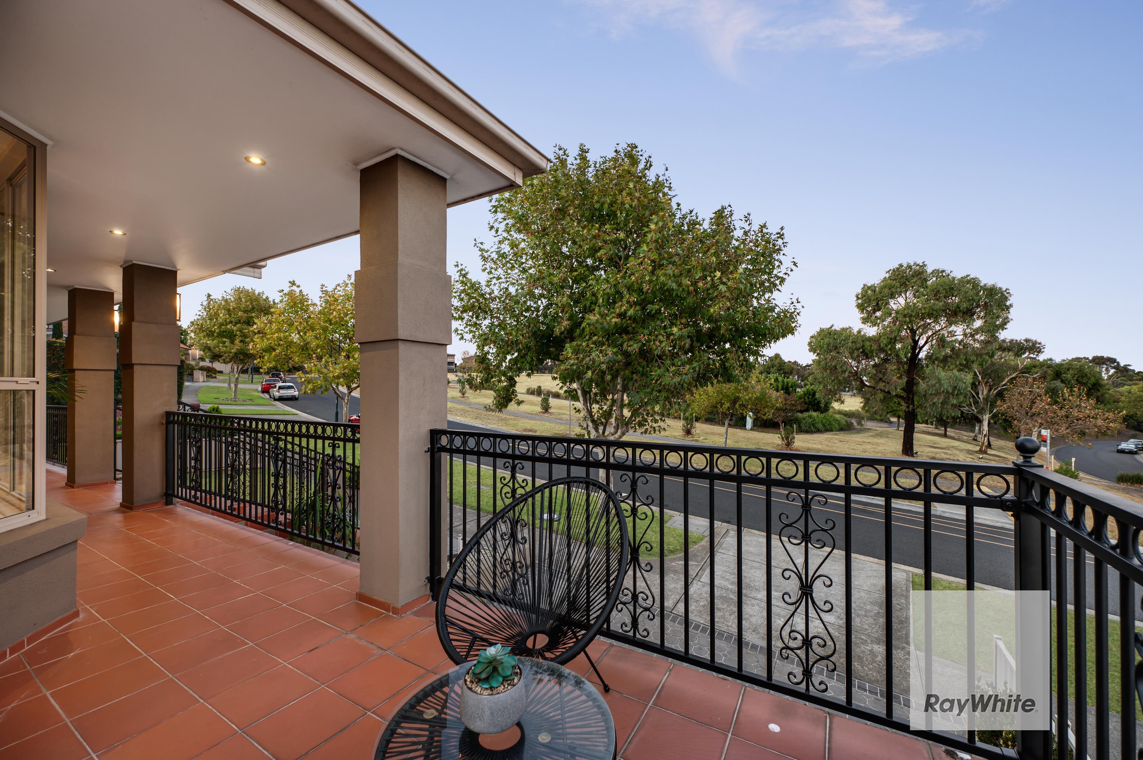 48 Haddon Hall Drive, Attwood VIC 3049, Attwood - Thumbnail 2