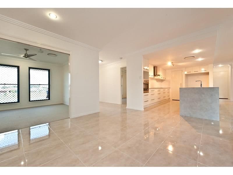 2 Lace Flower Court, NORMAN GARDENS QLD 4701, Norman Gardens - Thumbnail 3