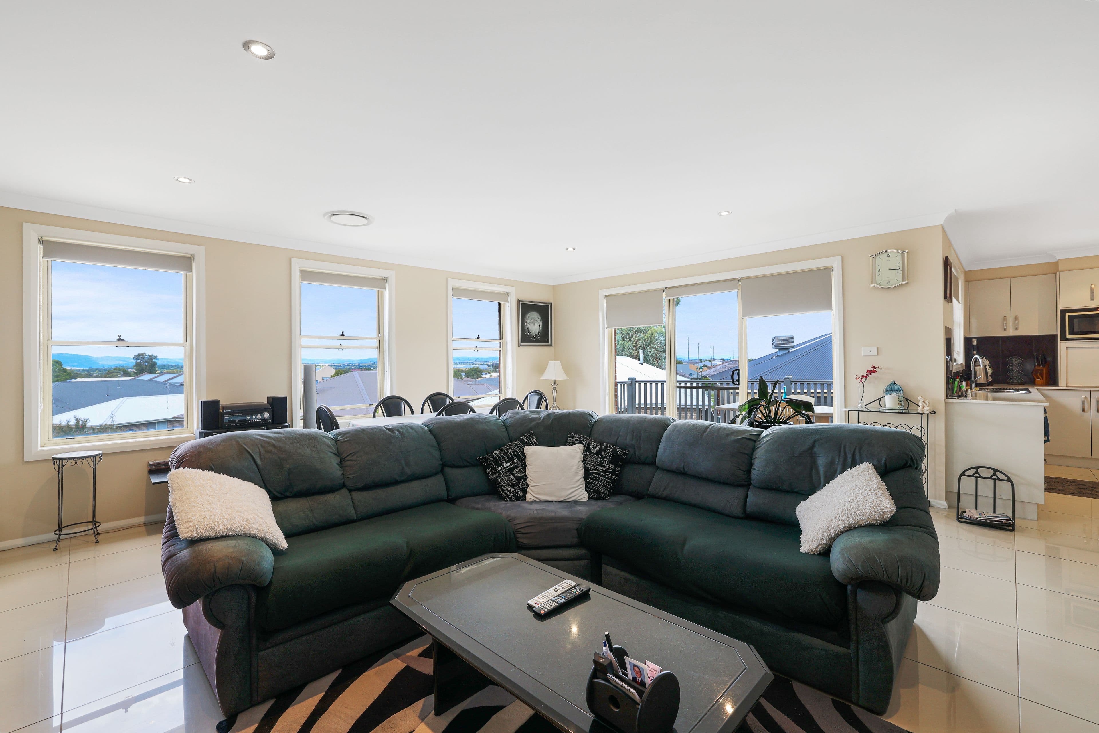 43 The Heights, Tamworth NSW 2340, Tamworth - Thumbnail 2