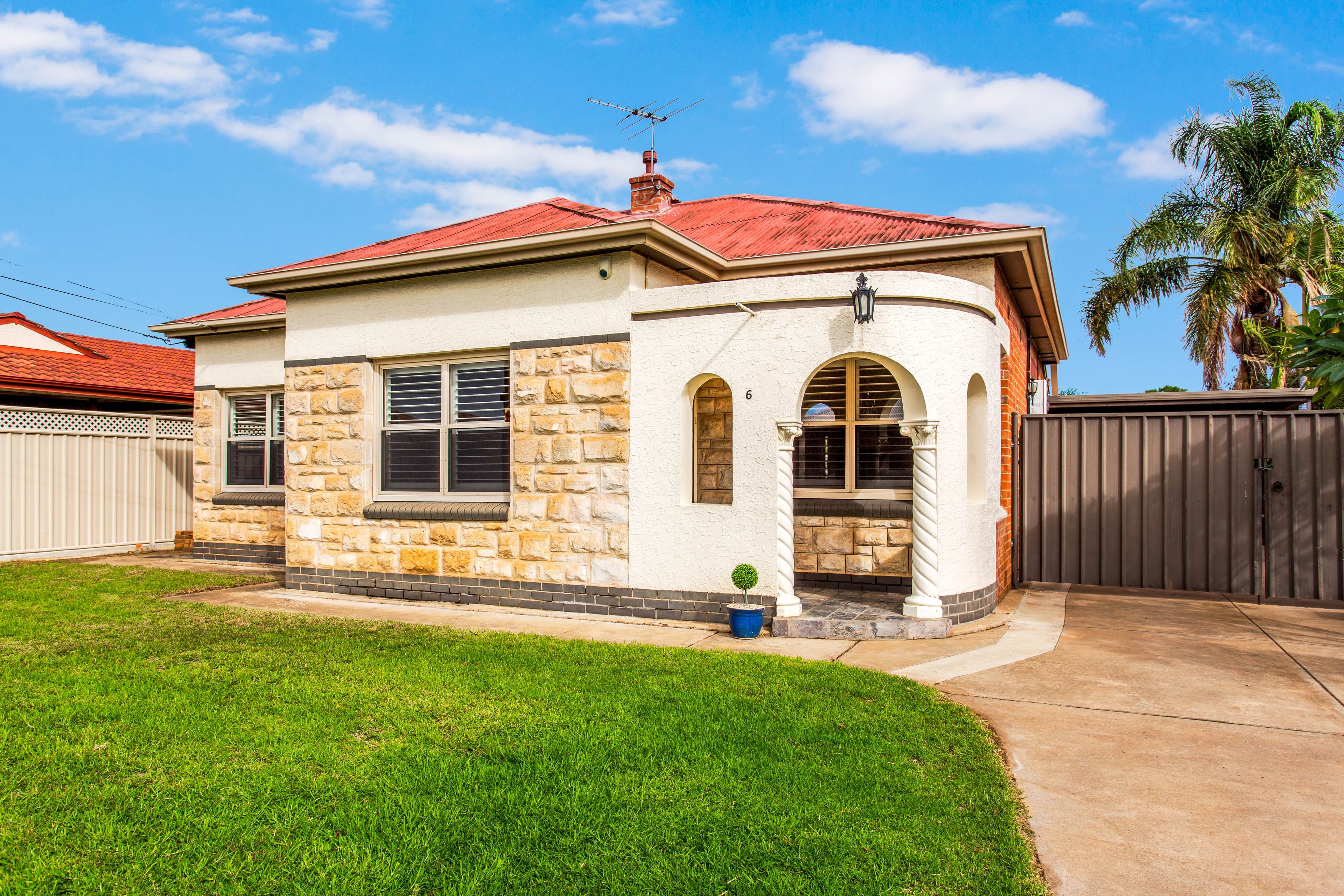 6 Selkirk Avenue, Seaton SA 5023, Seaton - Image 1