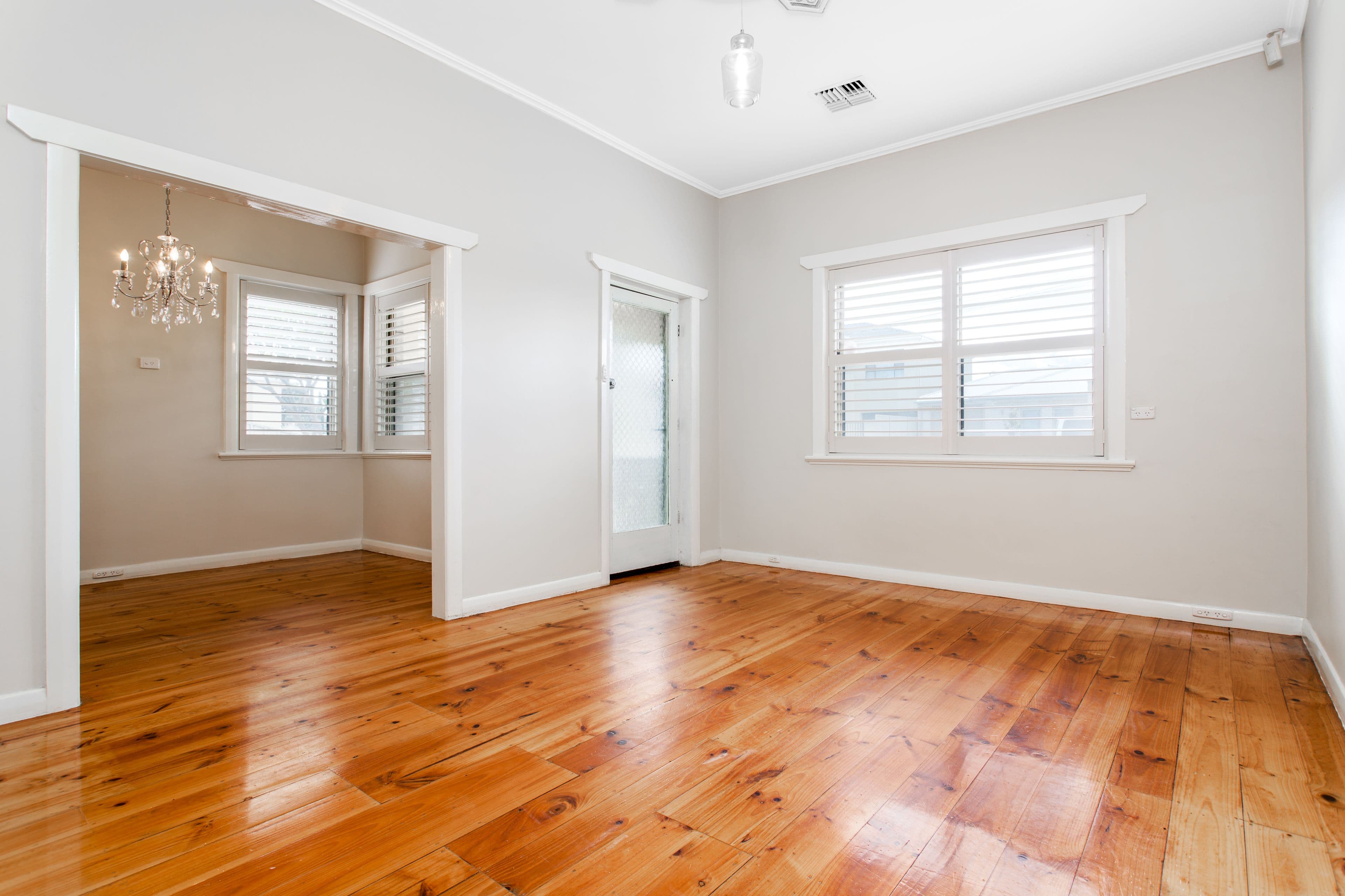 6 Selkirk Avenue, Seaton SA 5023, Seaton - Thumbnail 3