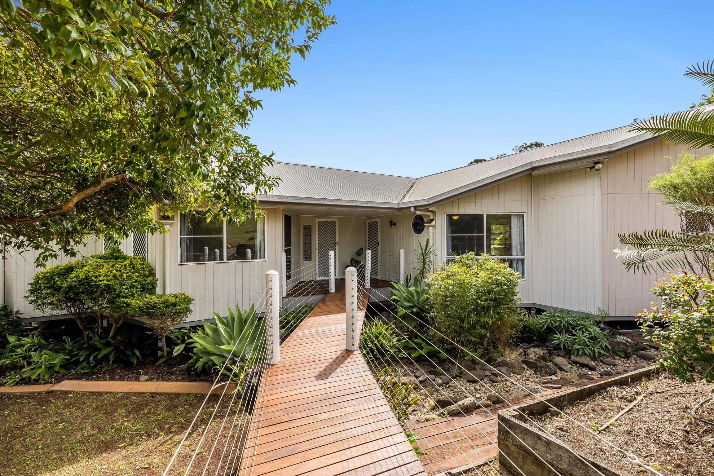 22 Beechcraft Court, Wilsonton QLD 4350, Wilsonton - Image 1