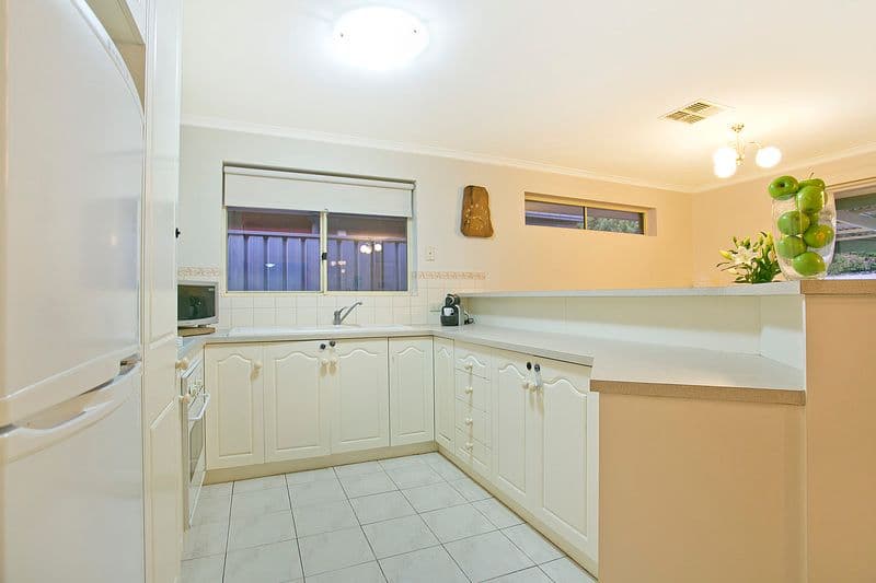 40 Attingham Crescent, OAKDEN SA 5086, Oakden - Thumbnail 2