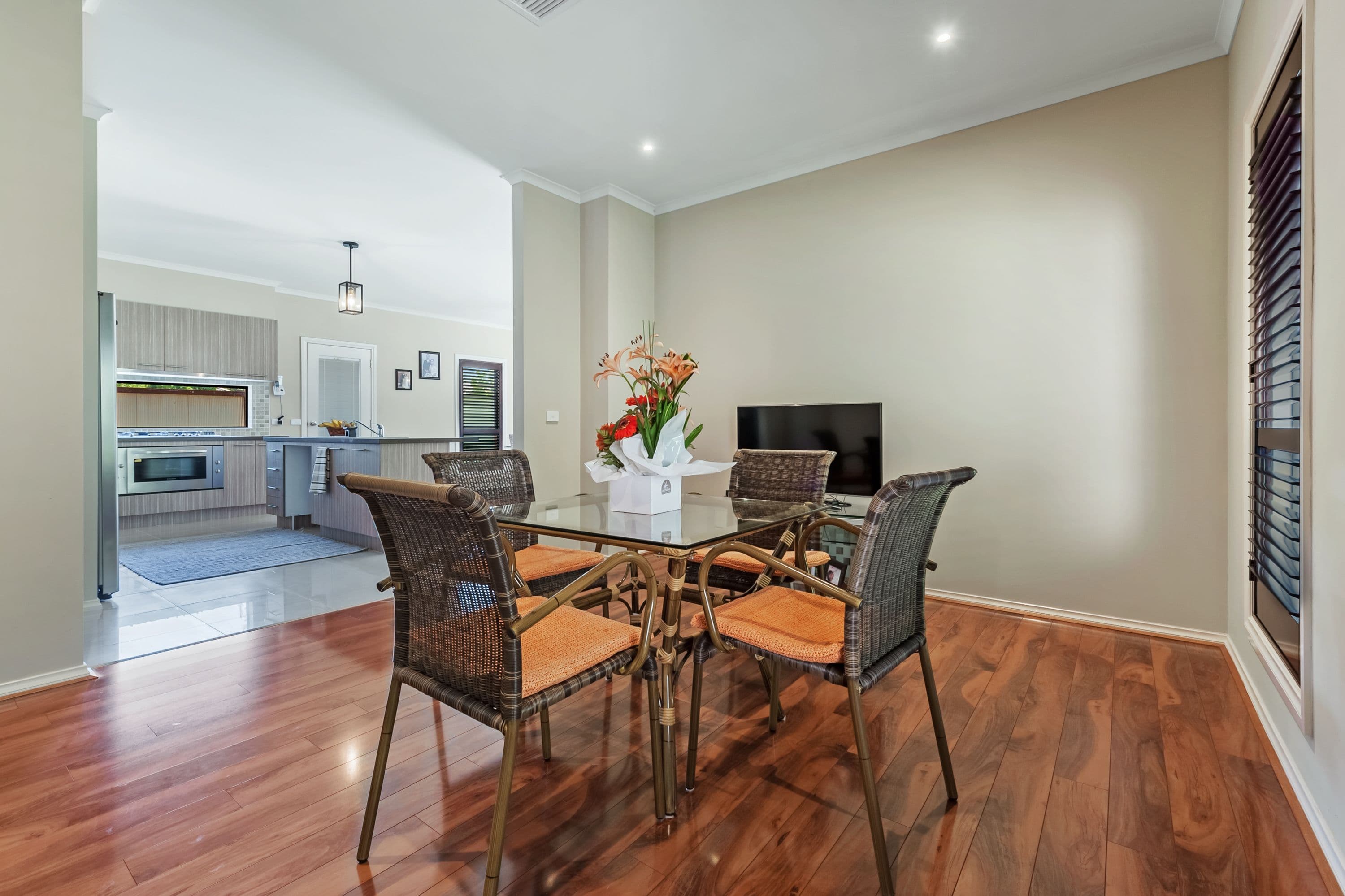 9 Irwin Gardens, Caroline Springs VIC 3023, Caroline Springs - Thumbnail 6