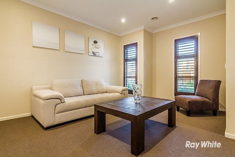 24 Fleuve Rise, Clyde North VIC 3978, Clyde North - Thumbnail 2