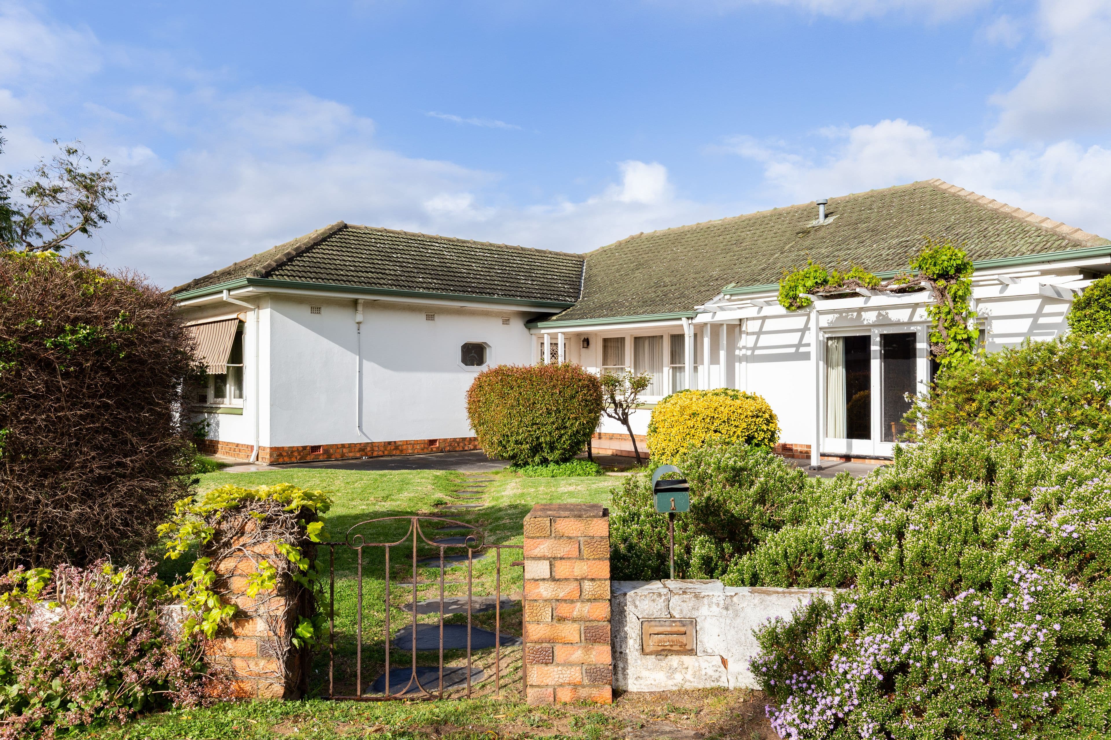 1 St Giles Way, Glengowrie SA 5044, Glengowrie - Thumbnail 2