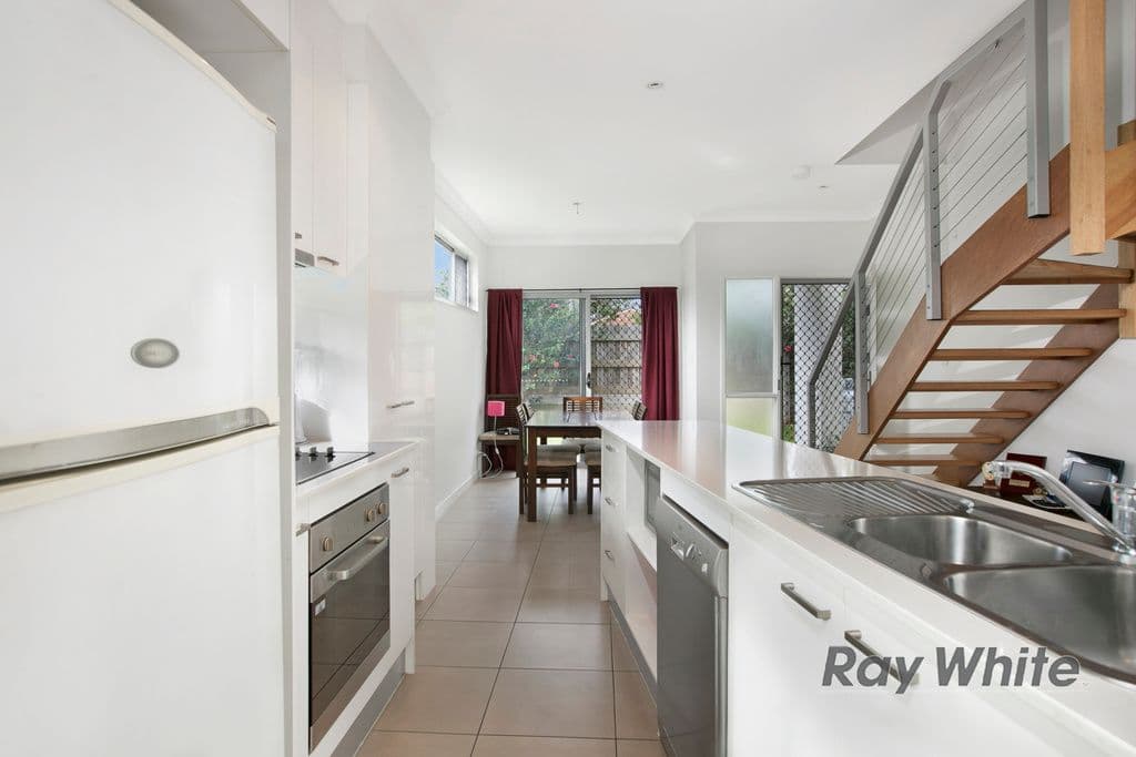 Unit 4, 49 Mt Cotton Road, Capalaba QLD 4157, Capalaba - Thumbnail 2