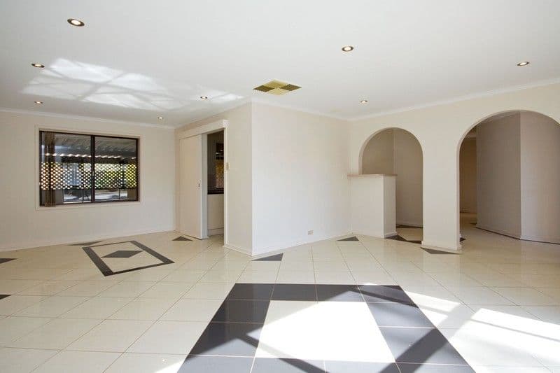 16 Havelock Avenue, Engadine, Engadine - Thumbnail 5