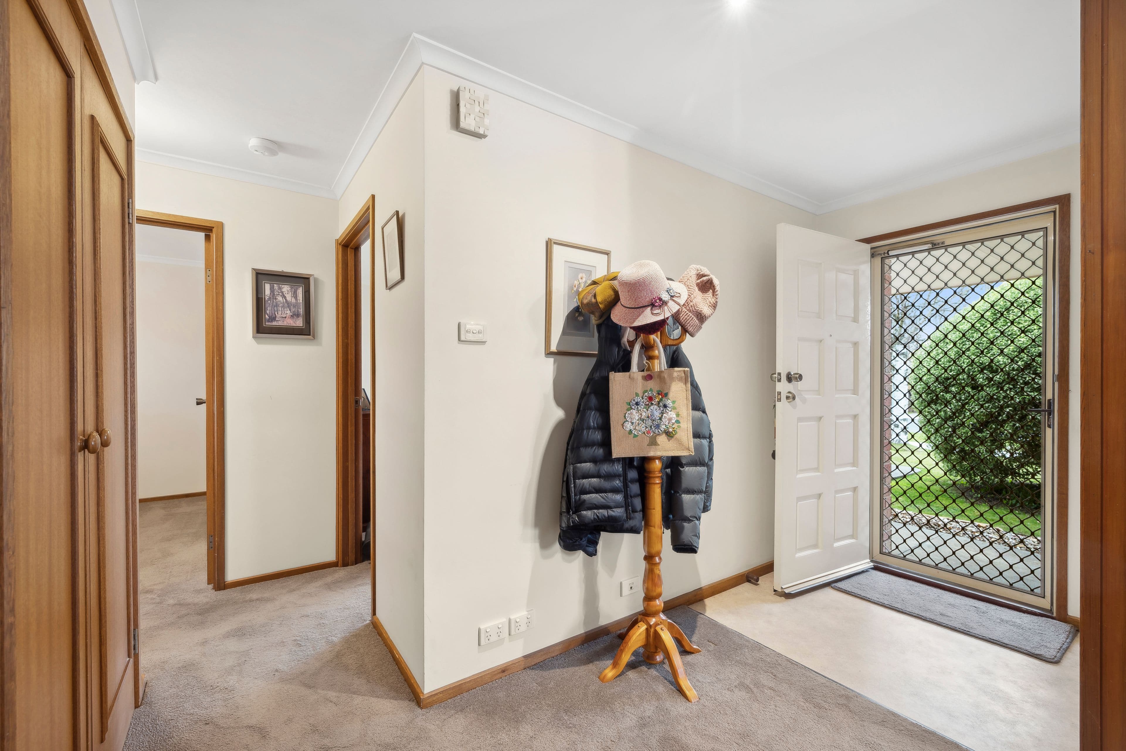 70 Edgecombe Street, Kyneton VIC 3444, Kyneton - Thumbnail 2
