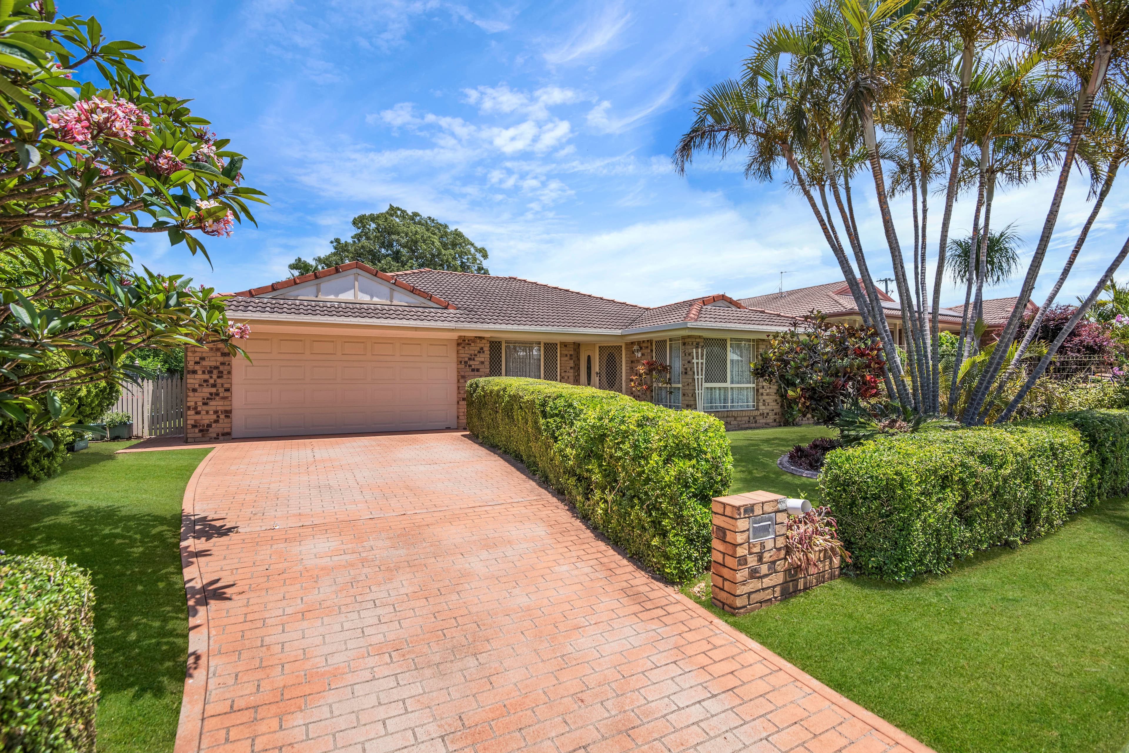 5 Glen Ayr Drive, Banora Point - Image 1