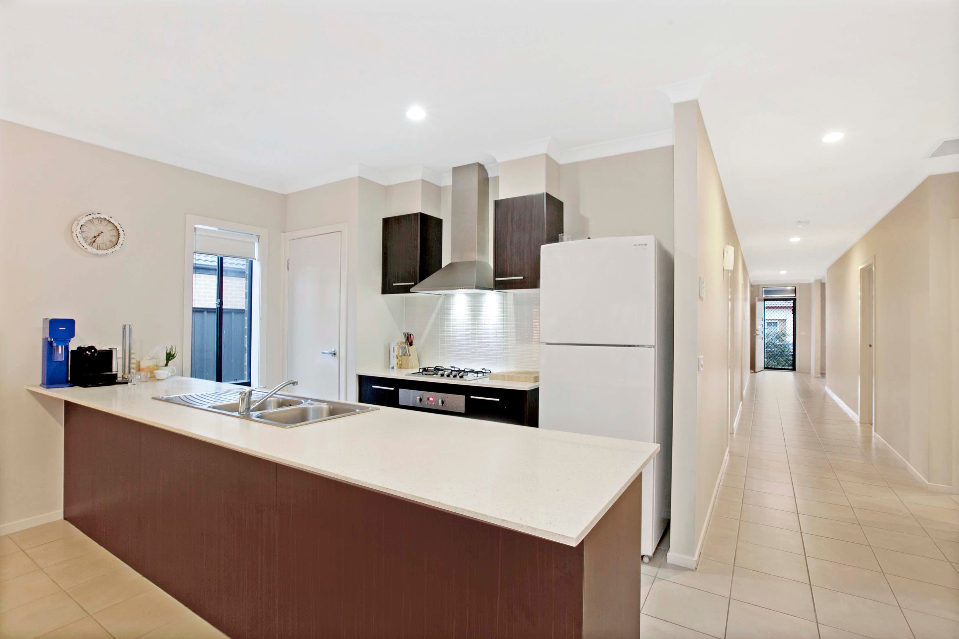 22 Barnell Street, Craigieburn VIC 3064, Craigieburn - Thumbnail 4