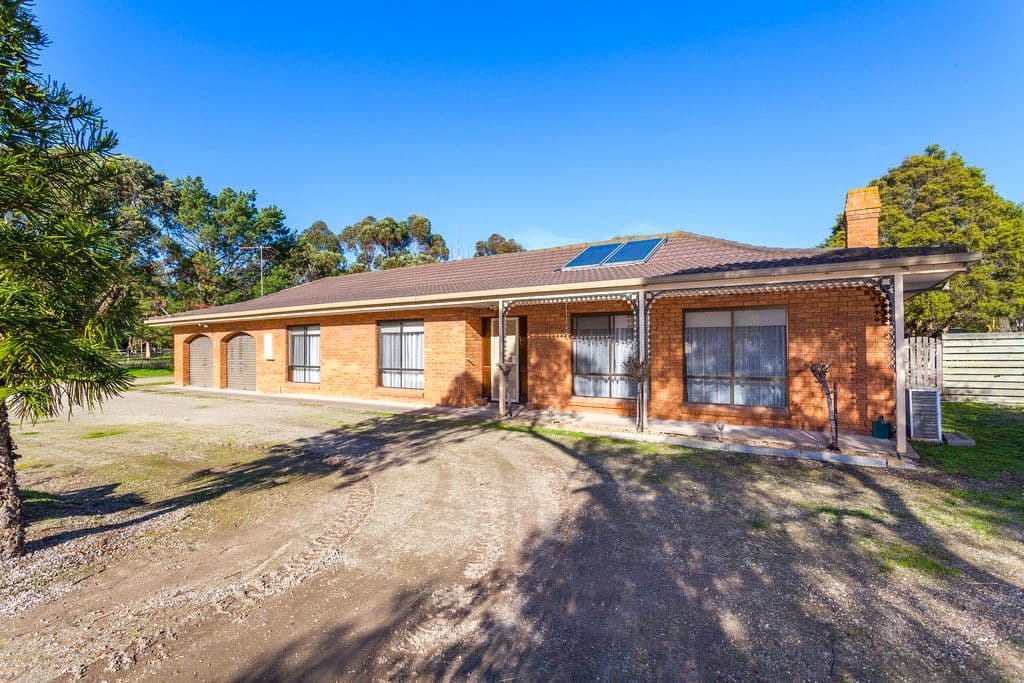 16 Kalkarra Crescent, MOUNT DUNEED VIC 3216, Mount Duneed - Thumbnail 3