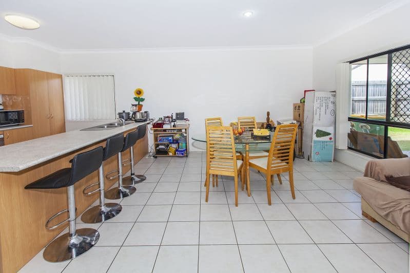 5 Jerome Avenue, AUGUSTINE HEIGHTS QLD 4300, Augustine Heights - Thumbnail 6